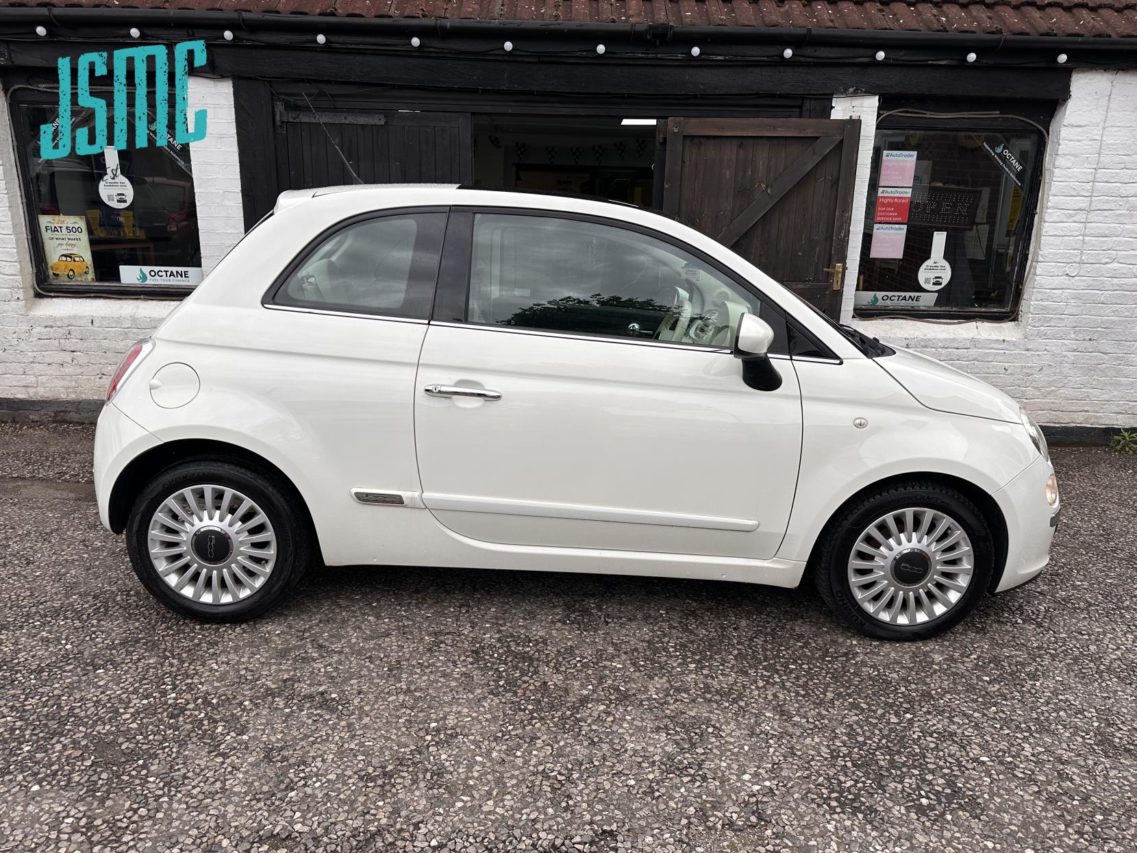 Fiat 500 1.2 Lounge Hatchback 3dr Petrol Manual Euro 5 (s/s) (69 bhp)