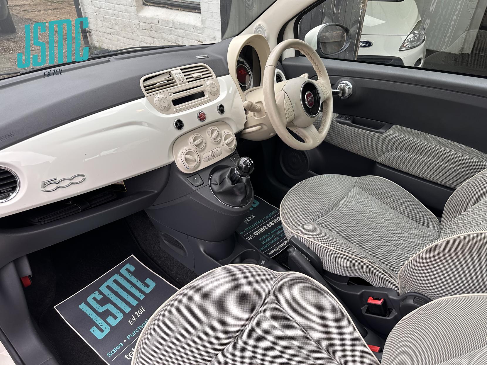 Fiat 500 1.2 Lounge Hatchback 3dr Petrol Manual Euro 5 (s/s) (69 bhp)