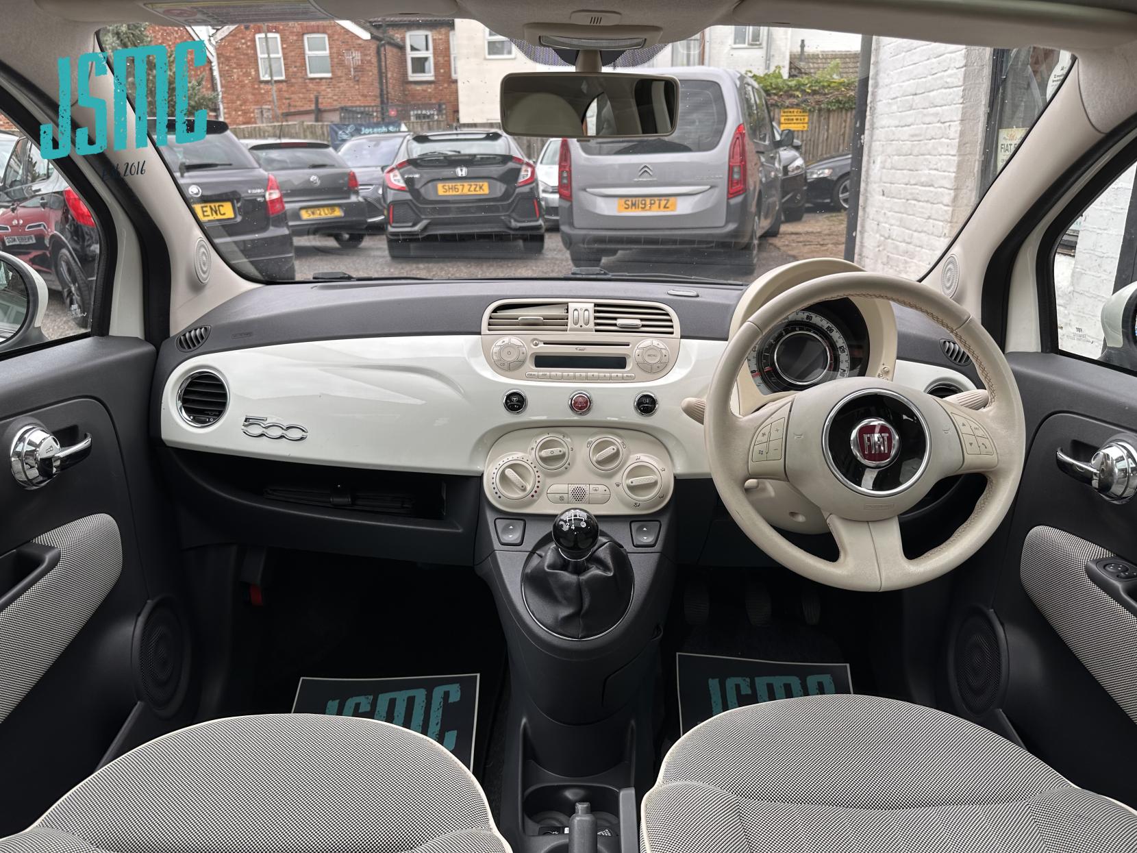 Fiat 500 1.2 Lounge Hatchback 3dr Petrol Manual Euro 5 (s/s) (69 bhp)