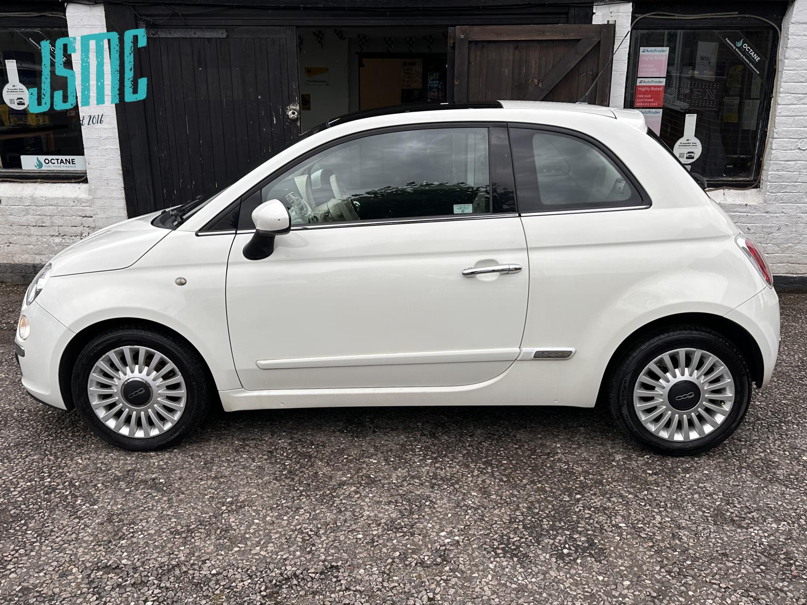 Fiat 500 1.2 Lounge Hatchback 3dr Petrol Manual Euro 5 (s/s) (69 bhp)