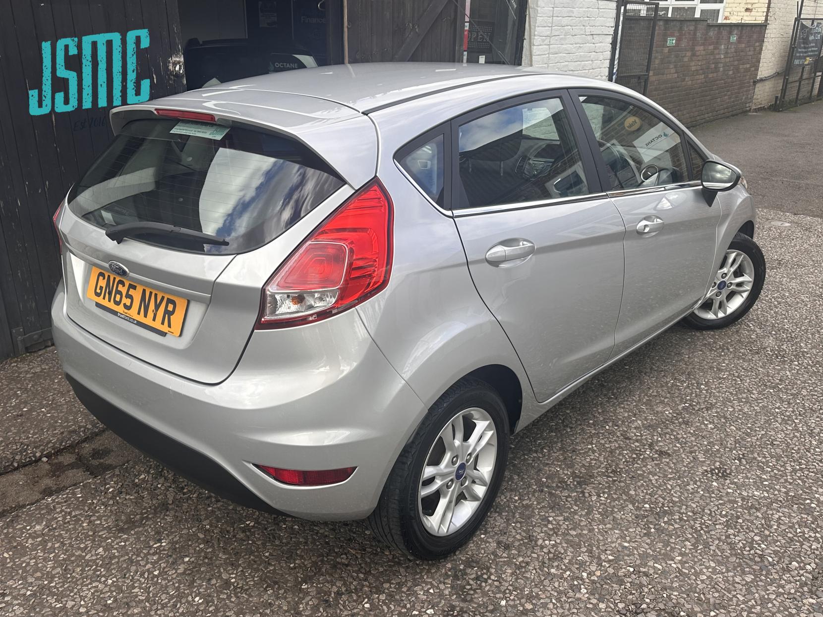 Ford Fiesta 1.5 TDCi Zetec Hatchback 5dr Diesel Manual Euro 6 (75 ps)