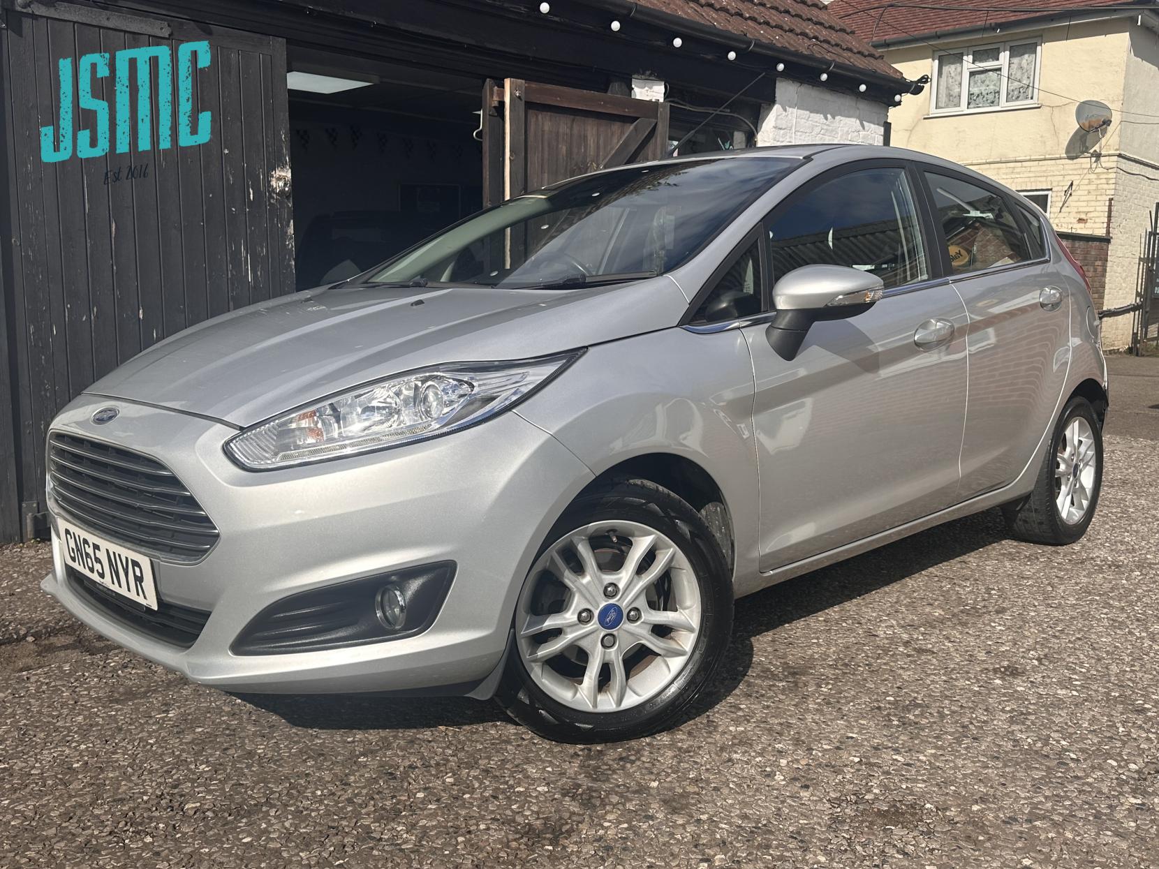 Ford Fiesta 1.5 TDCi Zetec Hatchback 5dr Diesel Manual Euro 6 (75 ps)