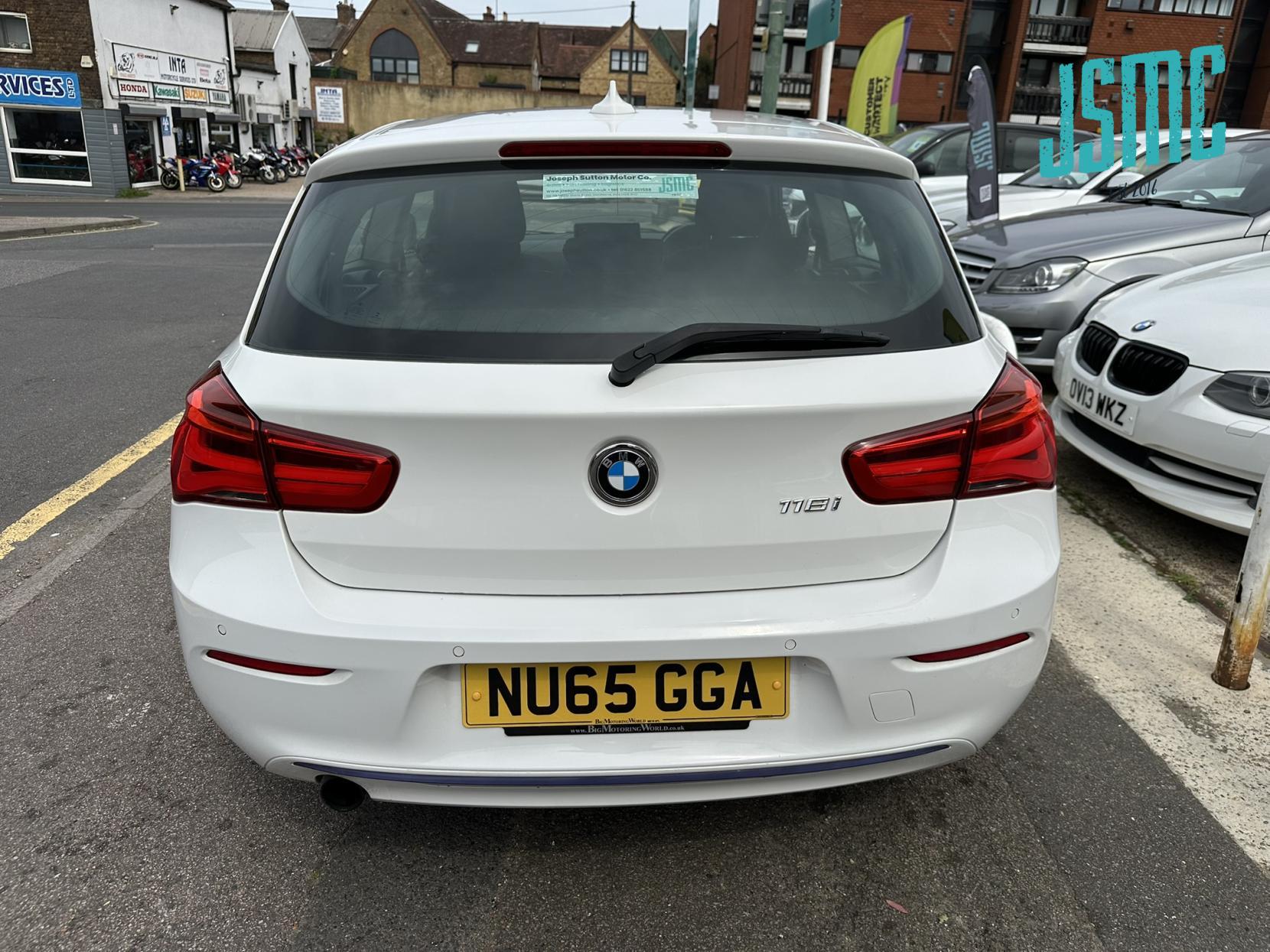 BMW 1 Series 1.5 118i Sport Hatchback 3dr Petrol Manual Euro 6 (s/s) (136 ps)