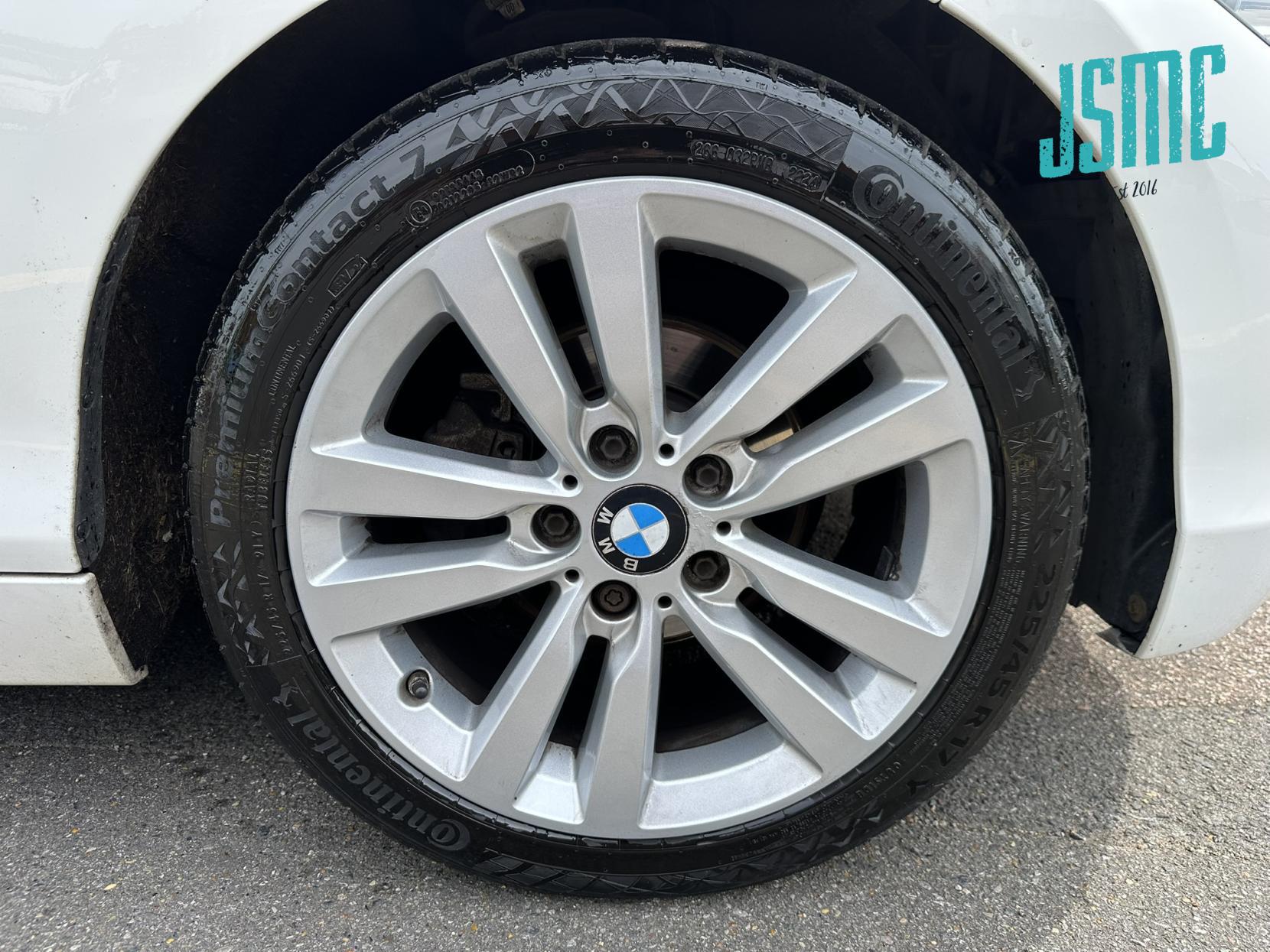 BMW 1 Series 1.5 118i Sport Hatchback 3dr Petrol Manual Euro 6 (s/s) (136 ps)
