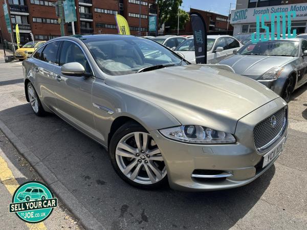 Jaguar XJ 3.0d V6 Premium Luxury Saloon 4dr Diesel Auto Euro 5 (275 ps)