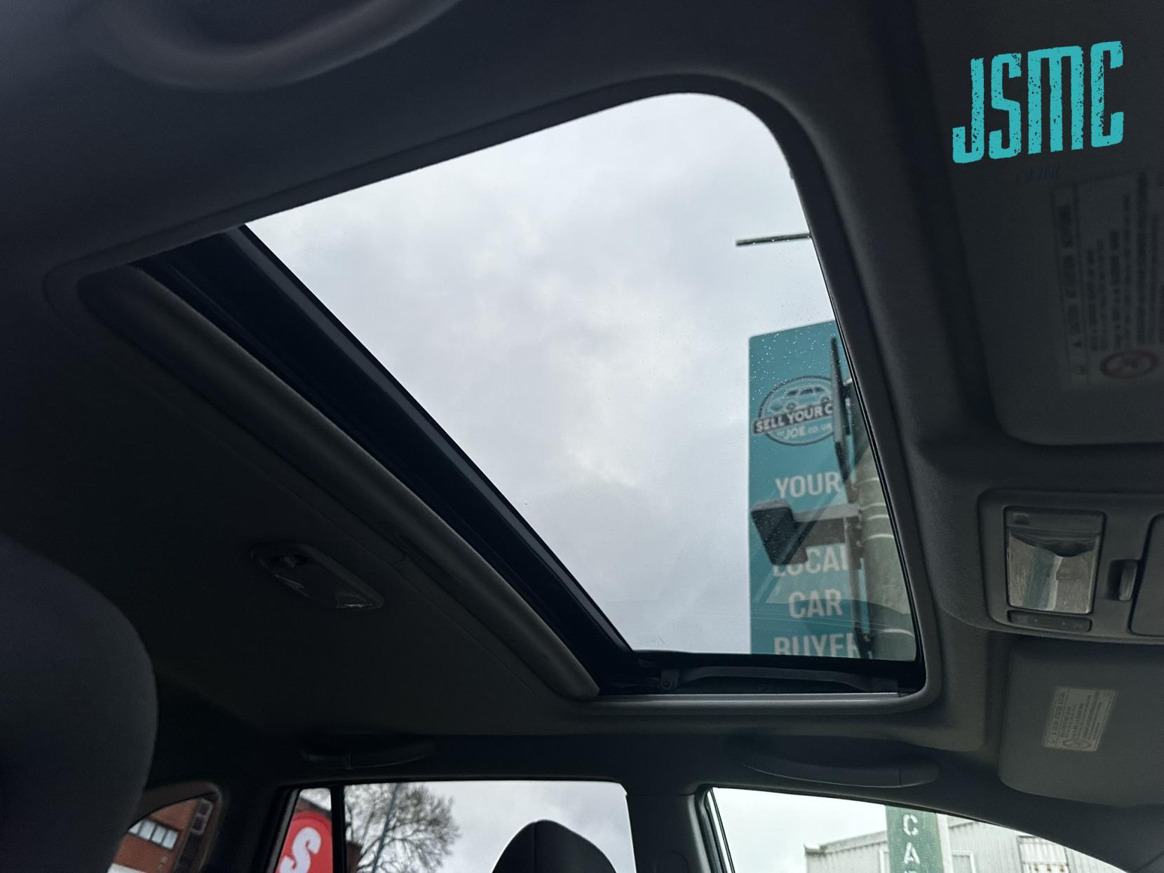 Toyota RAV4 2.0 VVT-i XT-R SUV 5dr Petrol Manual 4WD (211 g/km, 147 bhp)