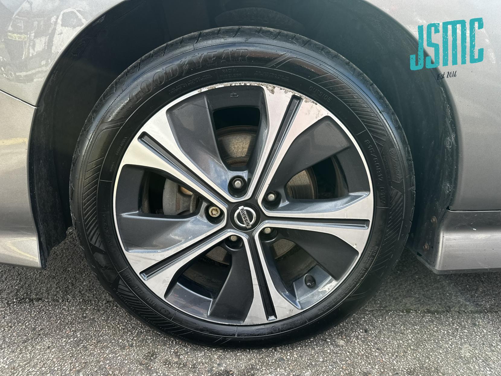 Nissan Leaf 40kWh N-Connecta Hatchback 5dr Electric Auto (150 ps)