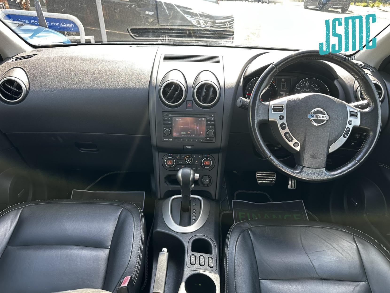 Nissan Qashqai 1.6 Tekna SUV 5dr Petrol CVT 2WD Euro 5 (AVM) (117 ps)