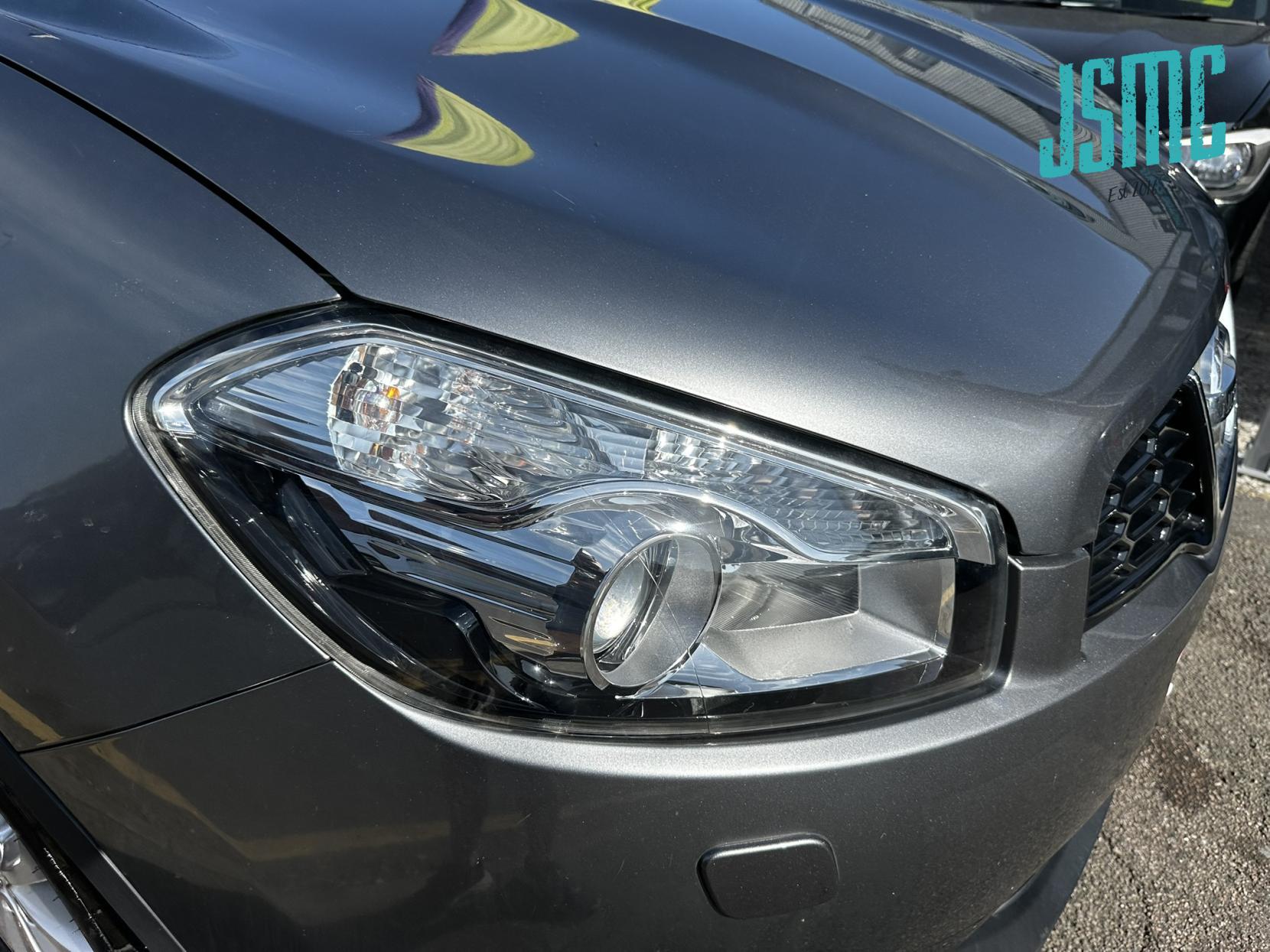 Nissan Qashqai 1.6 Tekna SUV 5dr Petrol CVT 2WD Euro 5 (AVM) (117 ps)