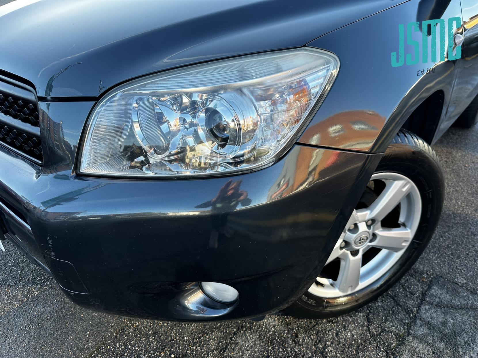 Toyota RAV4 2.0 XT5 SUV 5dr Petrol Automatic 4WD (212 g/km, 150 bhp)