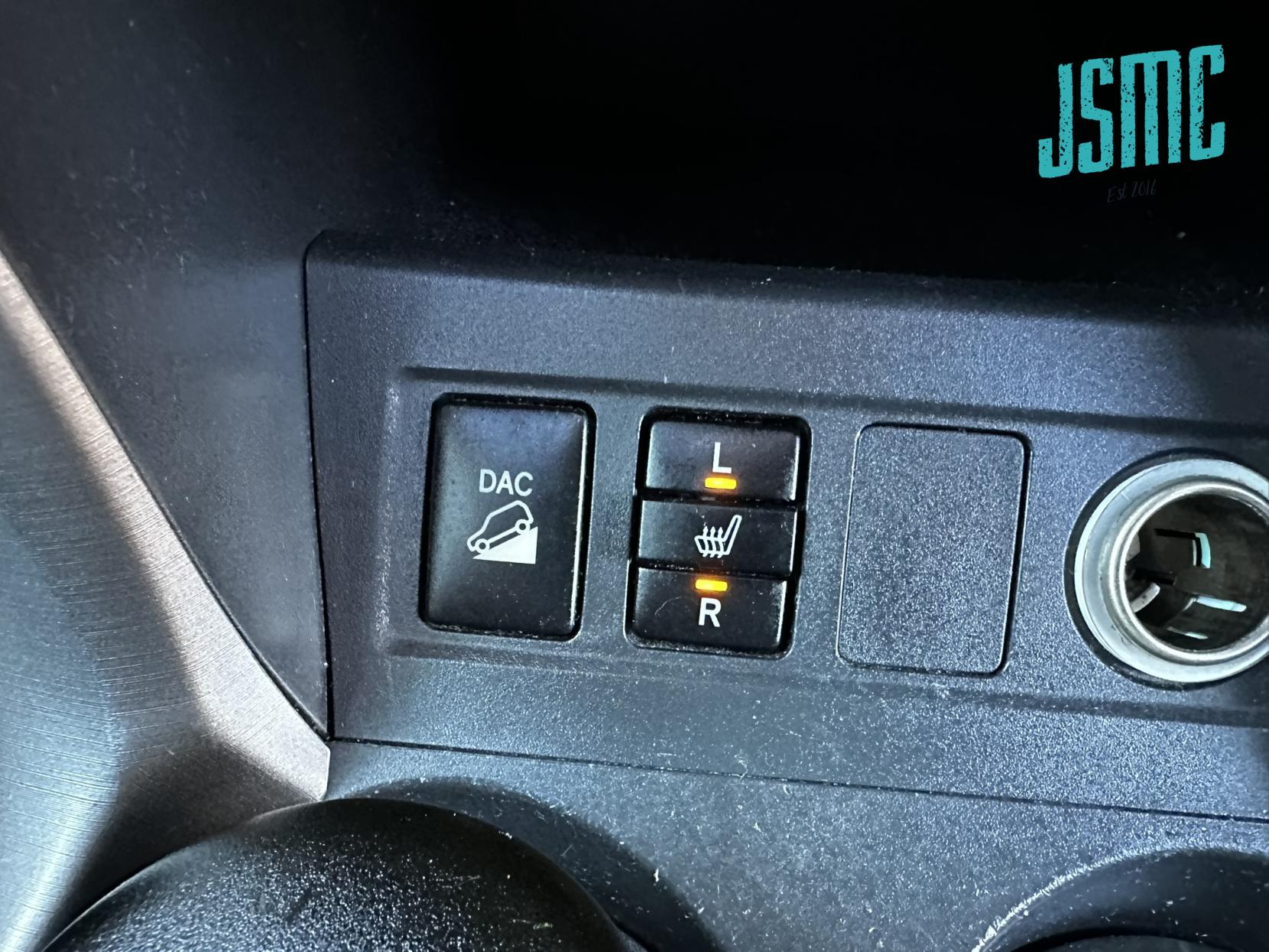 Toyota RAV4 2.0 XT5 SUV 5dr Petrol Automatic 4WD (212 g/km, 150 bhp)