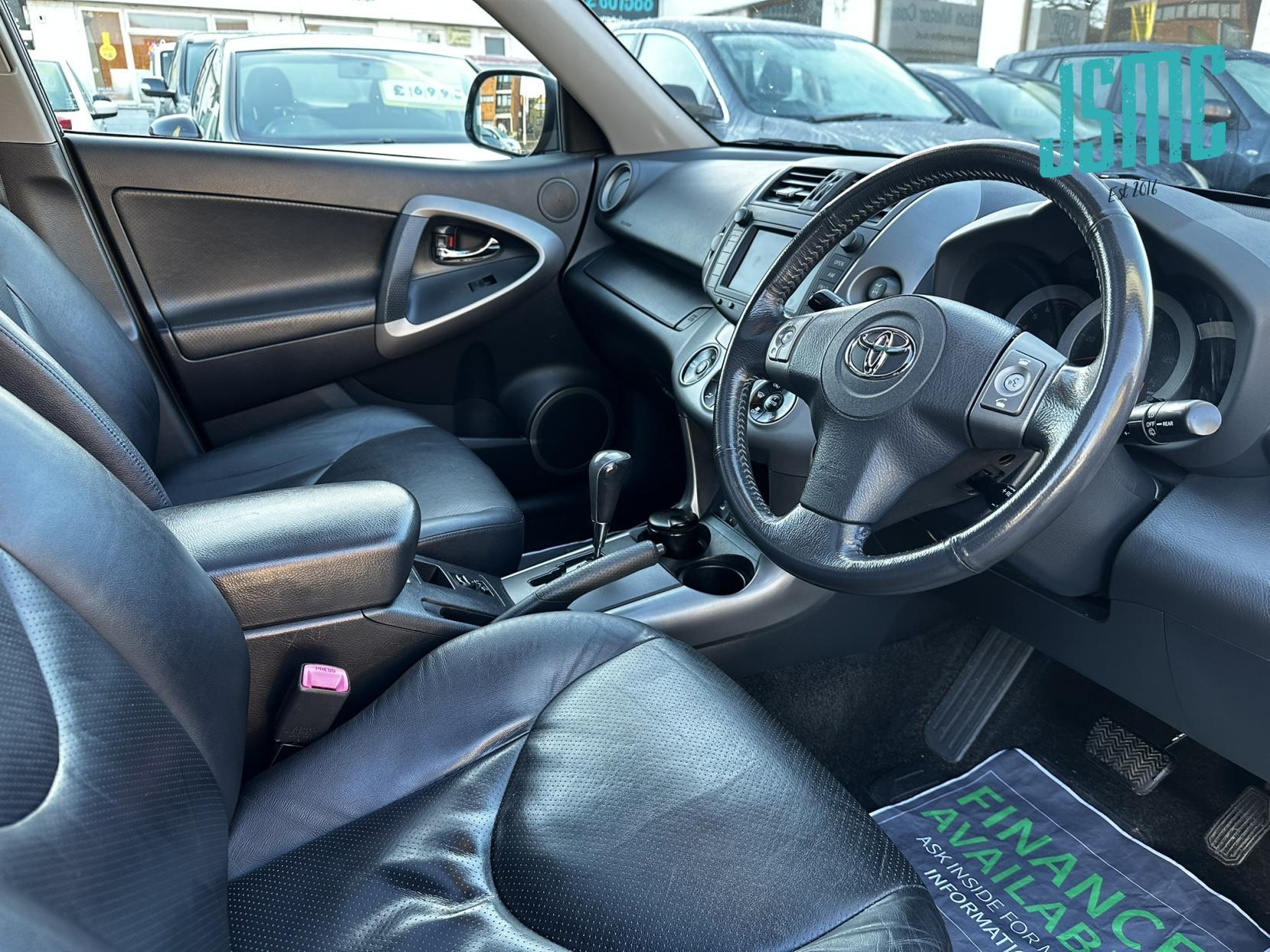 Toyota RAV4 2.0 XT5 SUV 5dr Petrol Automatic 4WD (212 g/km, 150 bhp)