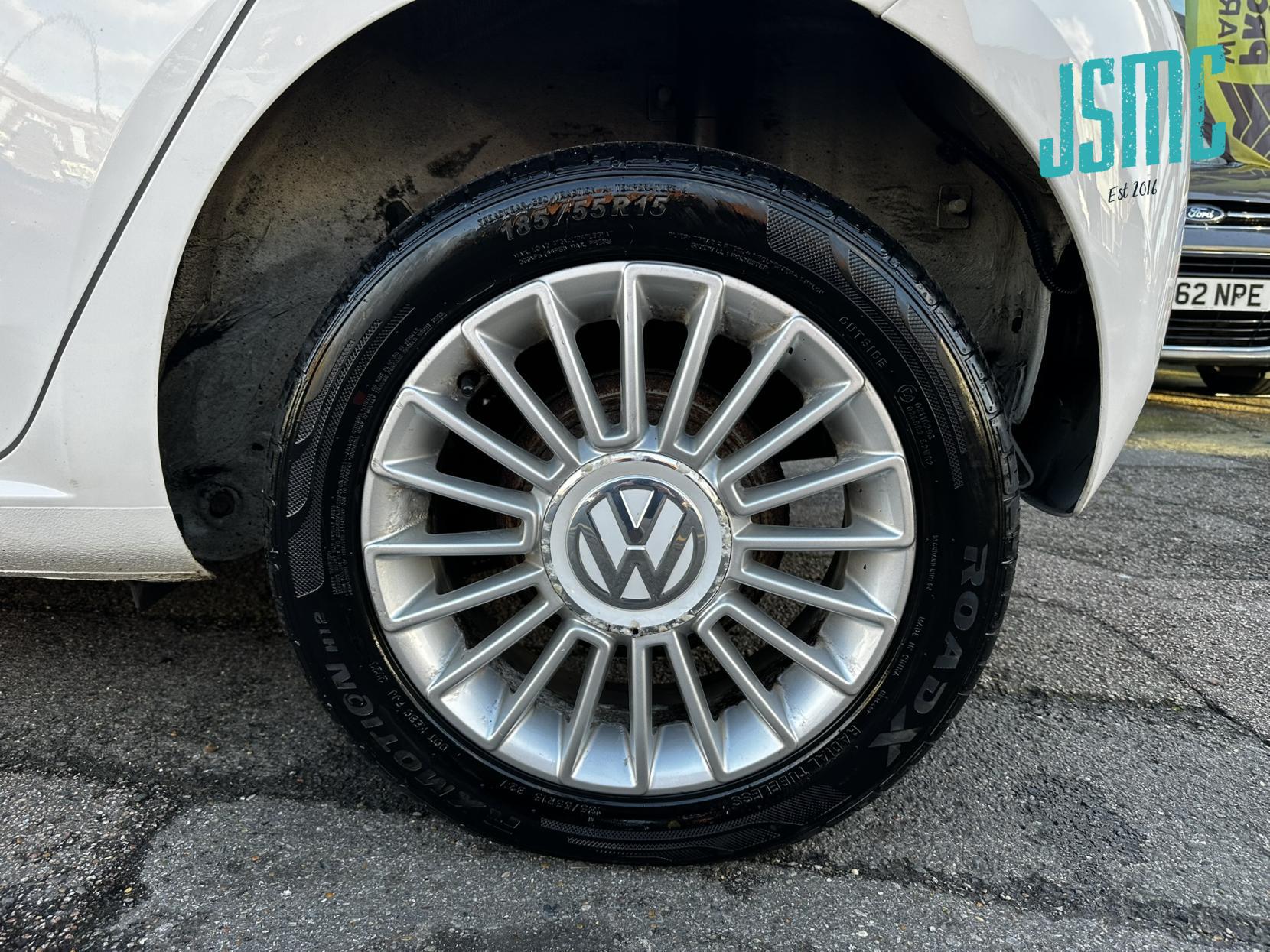 Volkswagen up! 1.0 High up! Hatchback 5dr Petrol ASG Euro 5 (75 ps)