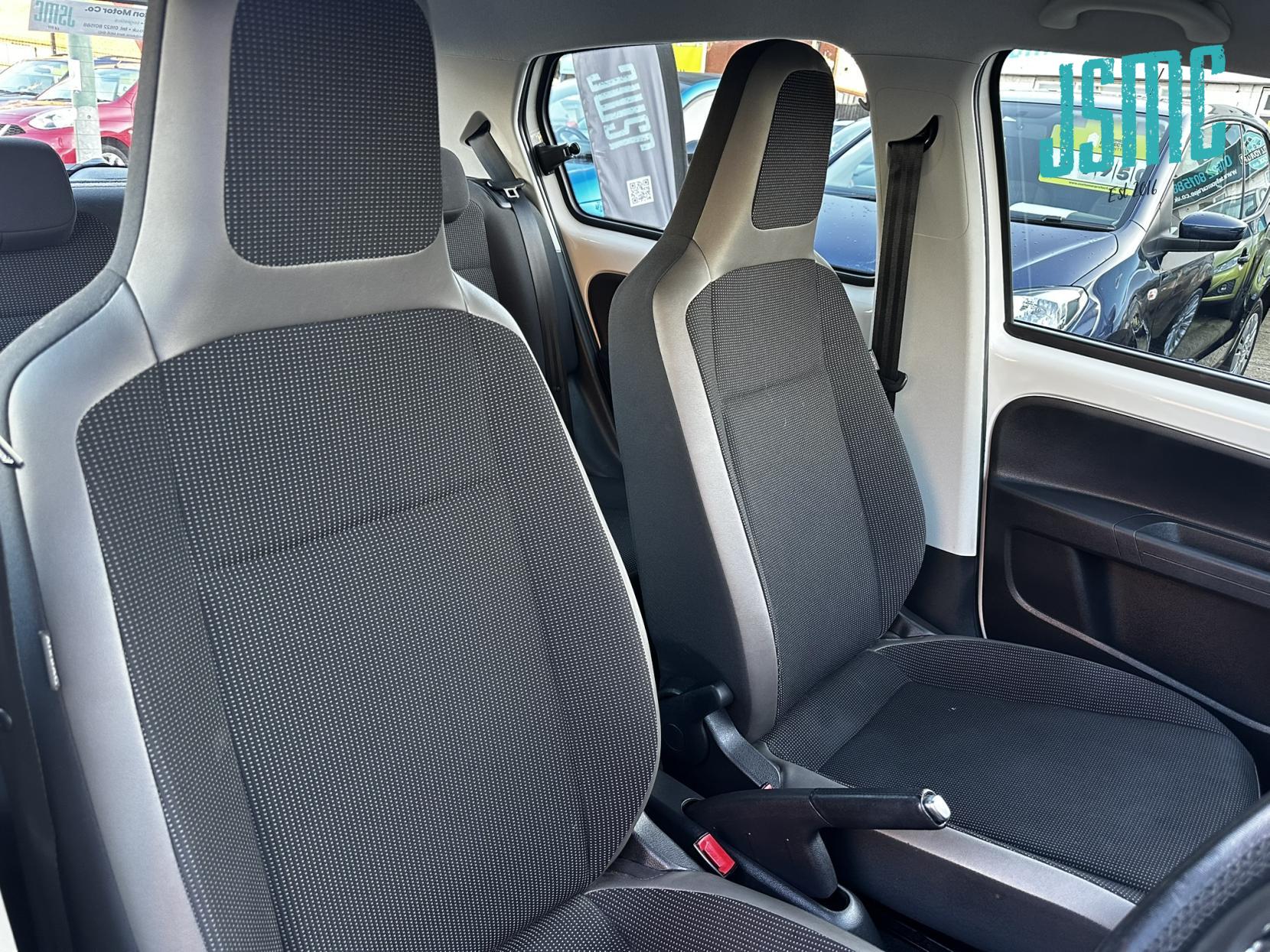 Volkswagen up! 1.0 High up! Hatchback 5dr Petrol ASG Euro 5 (75 ps)