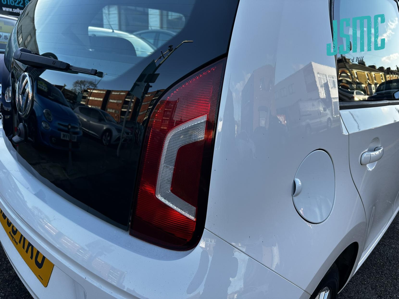 Volkswagen up! 1.0 High up! Hatchback 5dr Petrol ASG Euro 5 (75 ps)