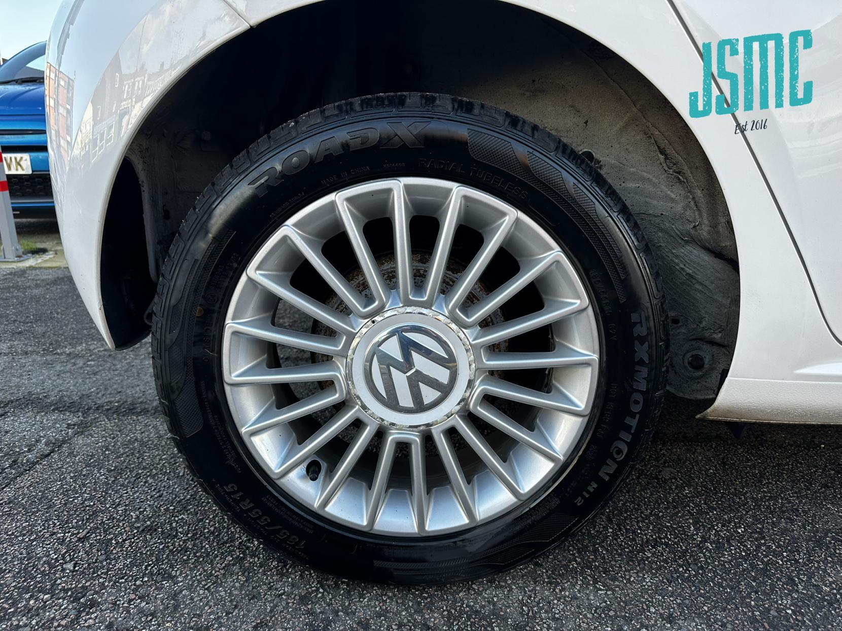 Volkswagen up! 1.0 High up! Hatchback 5dr Petrol ASG Euro 5 (75 ps)