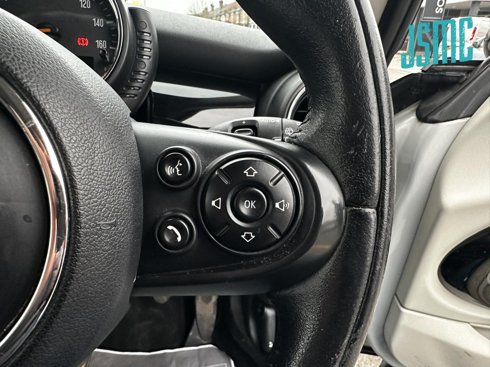 MINI Hatch 1.5 Cooper D Hatchback 3dr Diesel Manual Euro 6 (s/s) (116 ps)