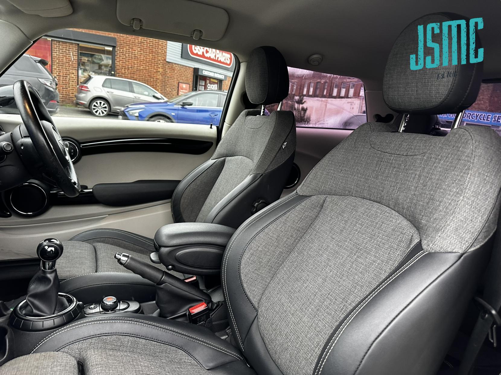 MINI Hatch 1.5 Cooper D Hatchback 3dr Diesel Manual Euro 6 (s/s) (116 ps)