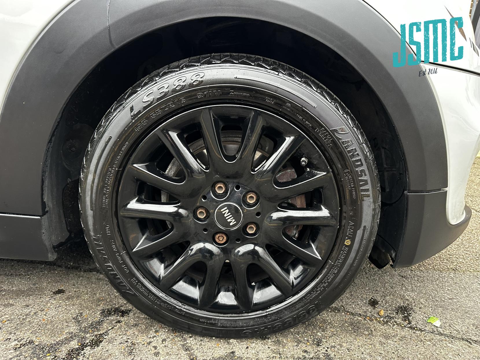 MINI Hatch 1.5 Cooper D Hatchback 3dr Diesel Manual Euro 6 (s/s) (116 ps)