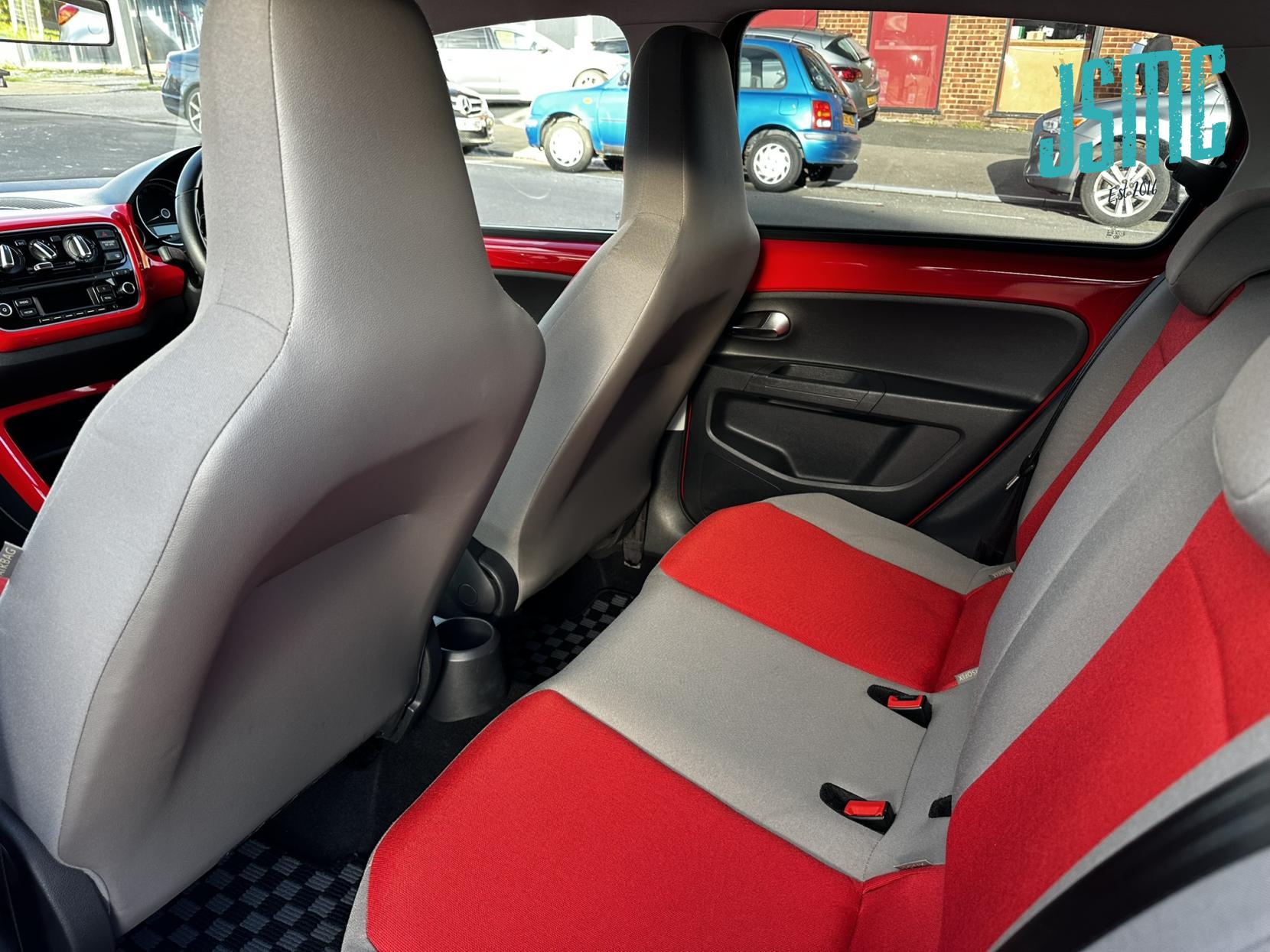 Volkswagen up! 1.0 High up! Hatchback 5dr Petrol ASG Euro 5 (75 ps)