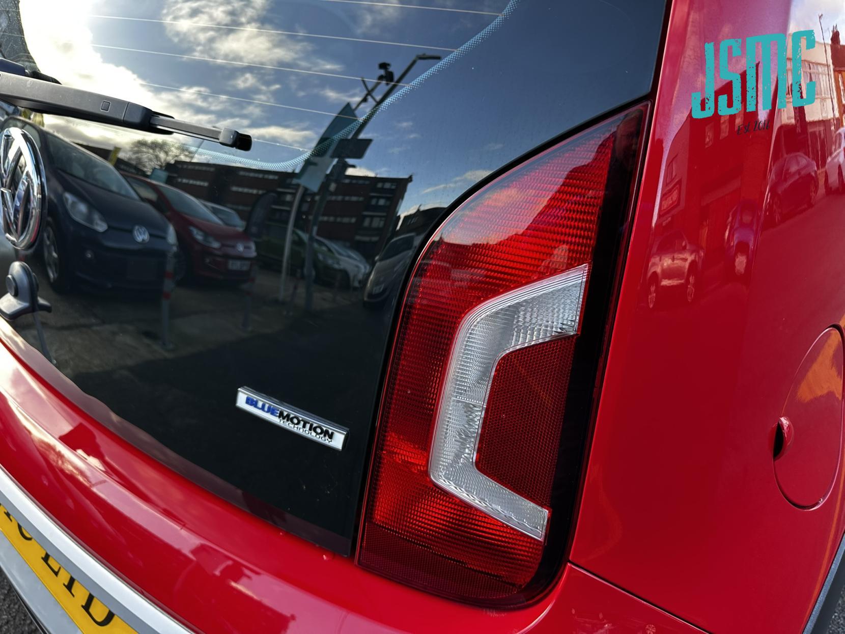 Volkswagen up! 1.0 High up! Hatchback 5dr Petrol ASG Euro 5 (75 ps)