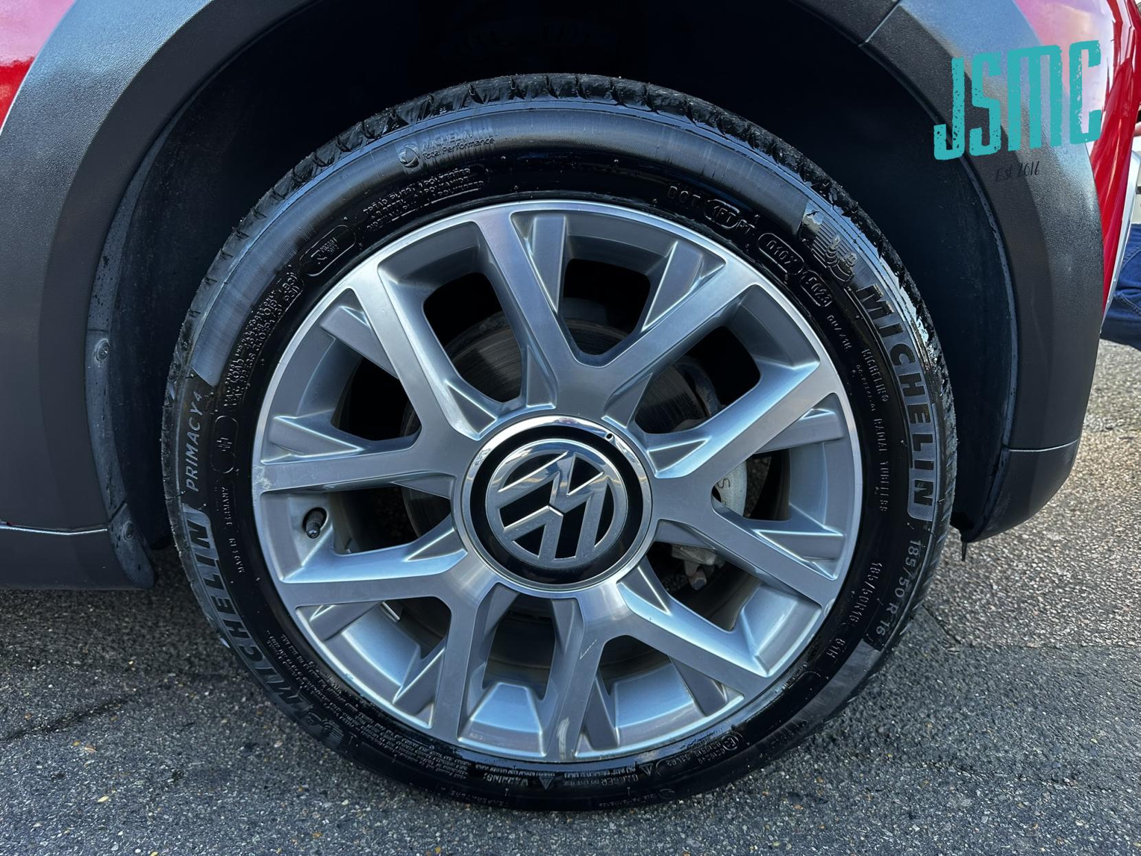 Volkswagen up! 1.0 High up! Hatchback 5dr Petrol ASG Euro 5 (75 ps)