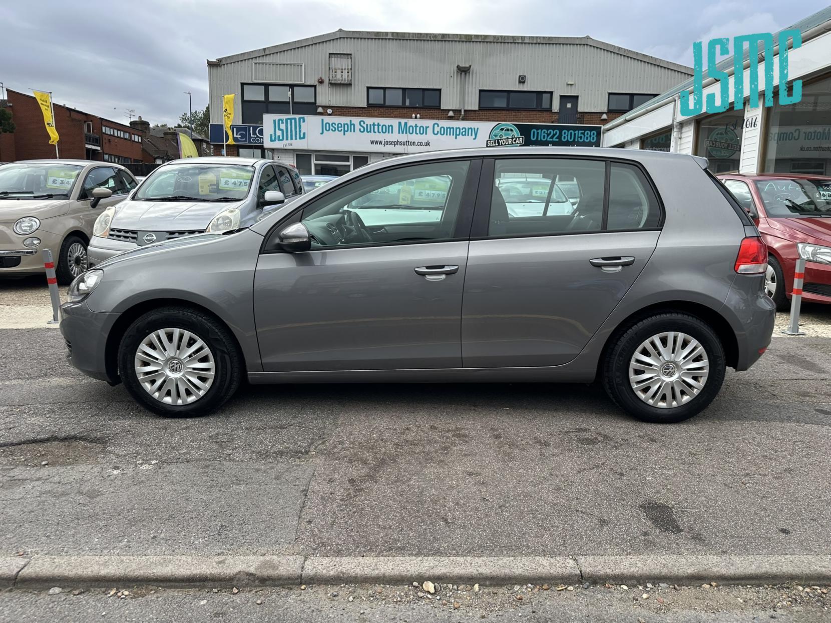 Volkswagen Golf 1.6 FSI S Hatchback 5dr Petrol Manual Euro 5 (102 ps)