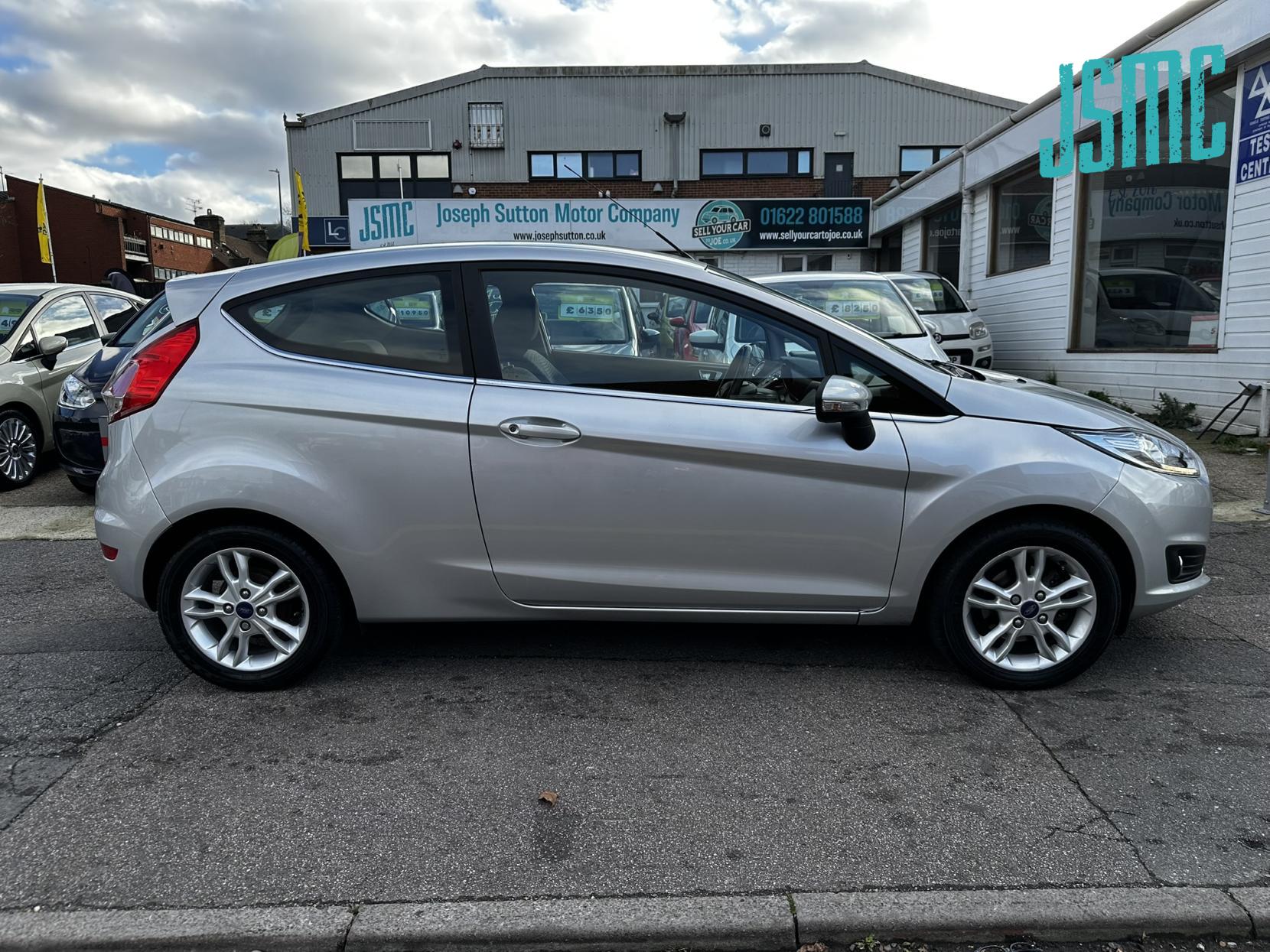 Ford Fiesta 1.0T EcoBoost Zetec Hatchback 3dr Petrol Manual Euro 6 (s/s) (100 ps)