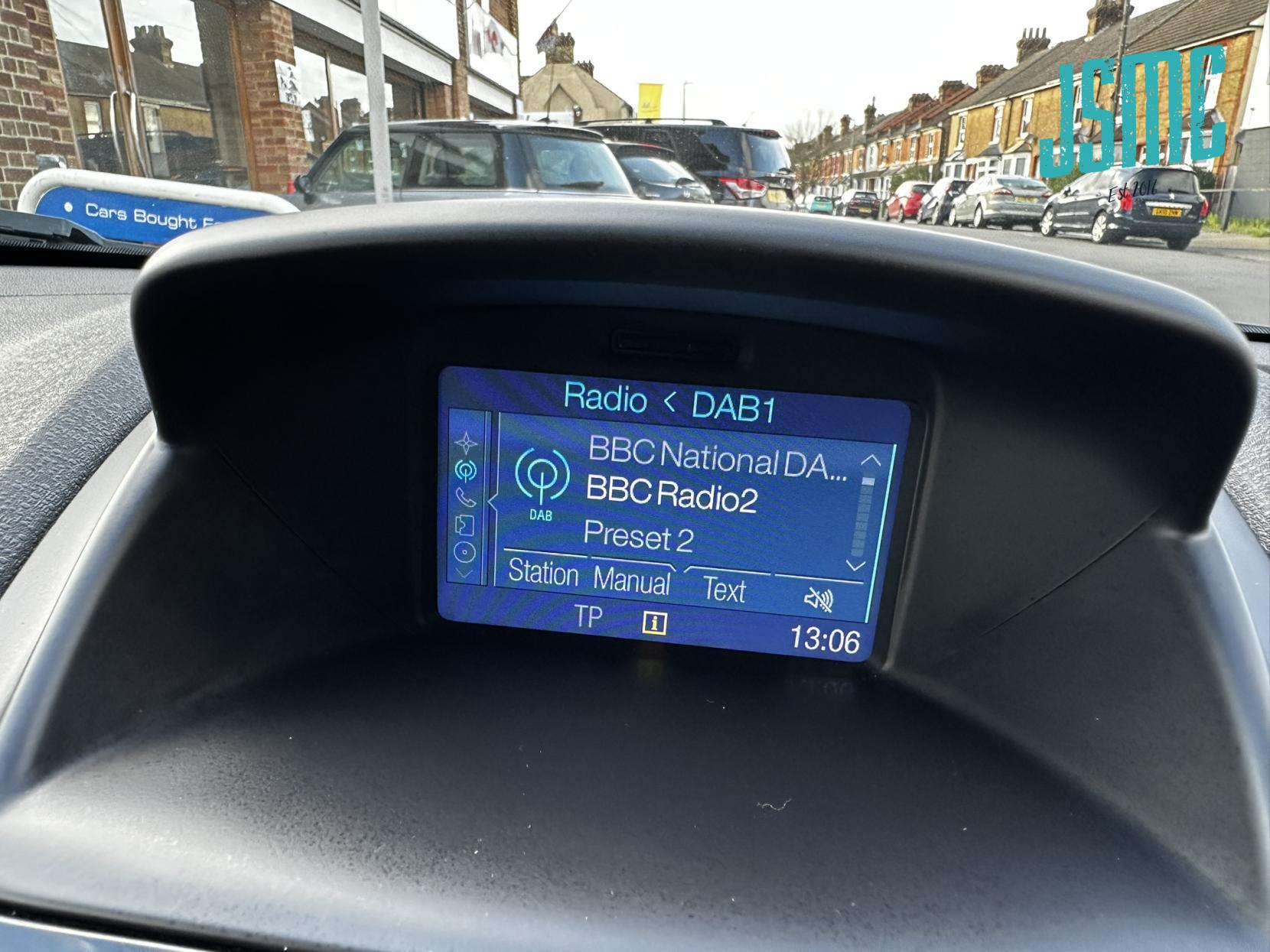 Ford Fiesta 1.0T EcoBoost Zetec Hatchback 3dr Petrol Manual Euro 6 (s/s) (100 ps)