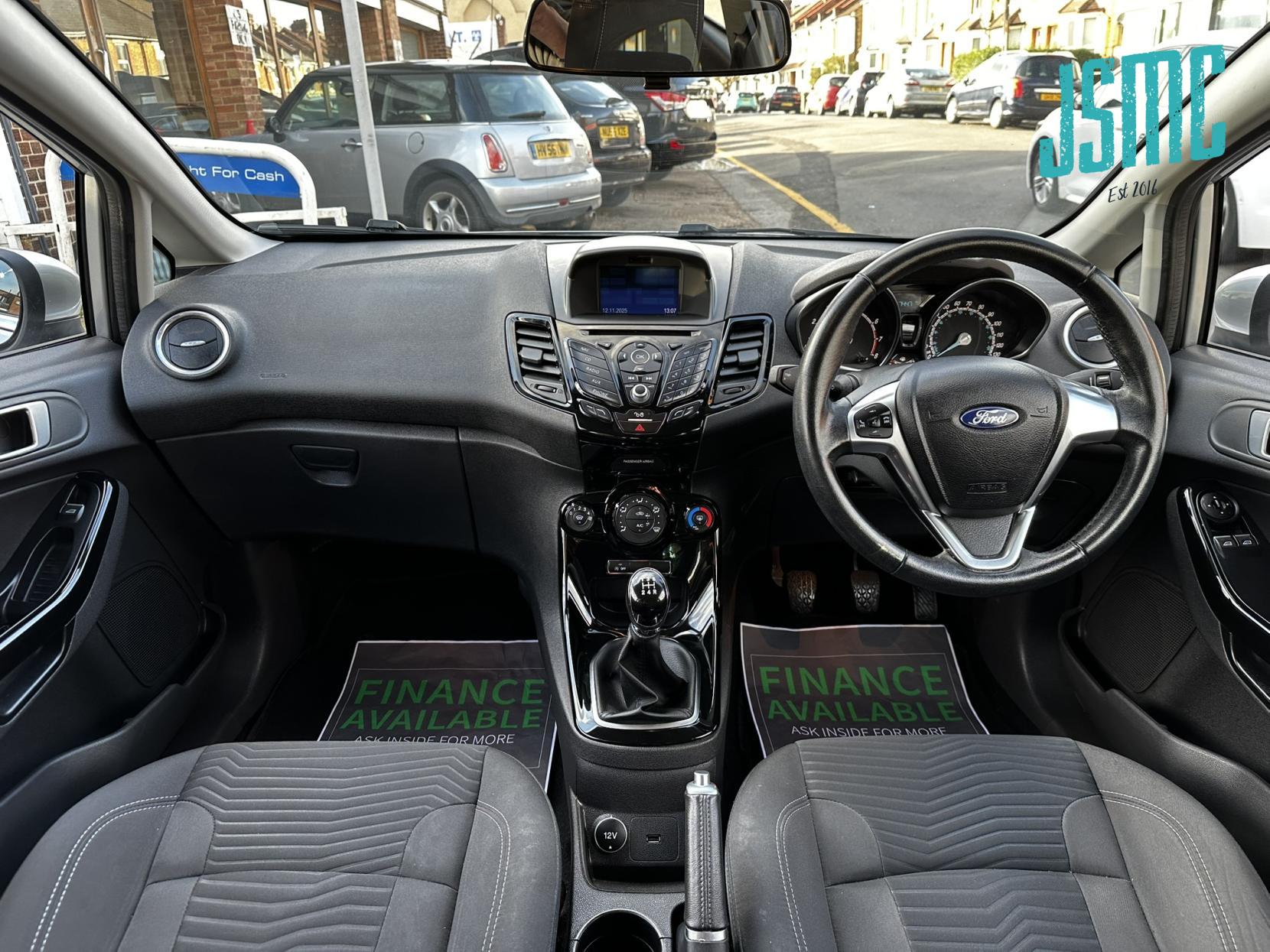 Ford Fiesta 1.0T EcoBoost Zetec Hatchback 3dr Petrol Manual Euro 6 (s/s) (100 ps)