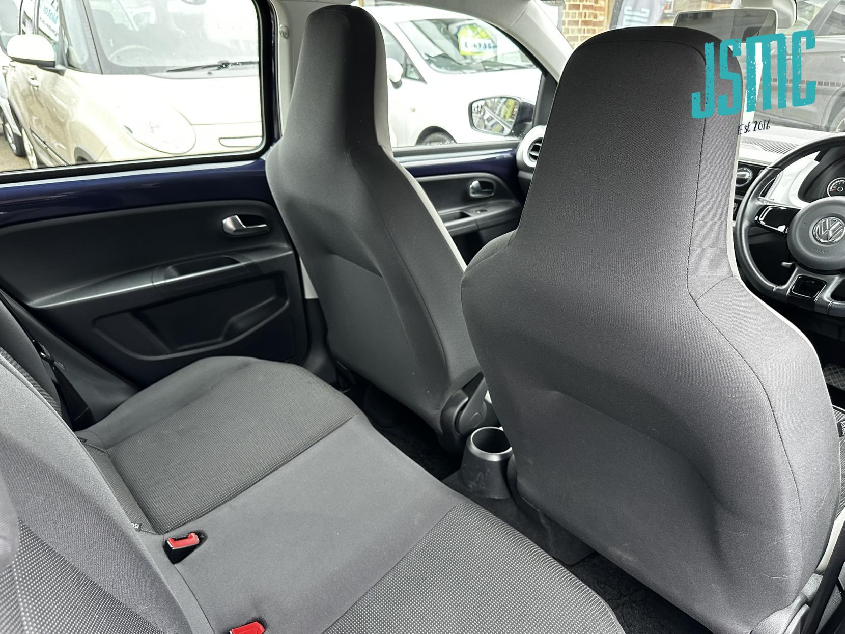 Volkswagen up! 1.0 High up! Hatchback 5dr Petrol ASG Euro 5 (75 ps)