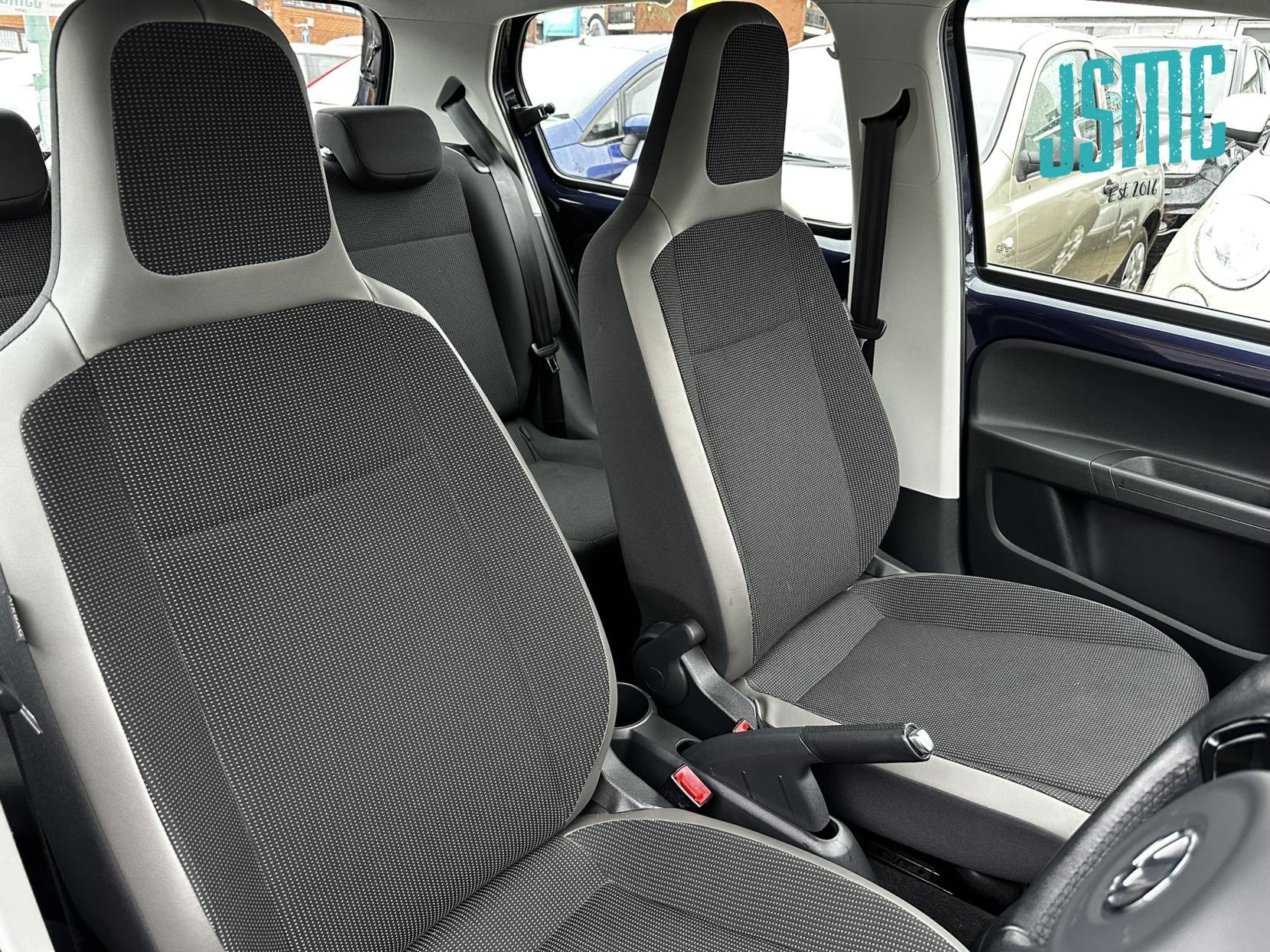 Volkswagen up! 1.0 High up! Hatchback 5dr Petrol ASG Euro 5 (75 ps)