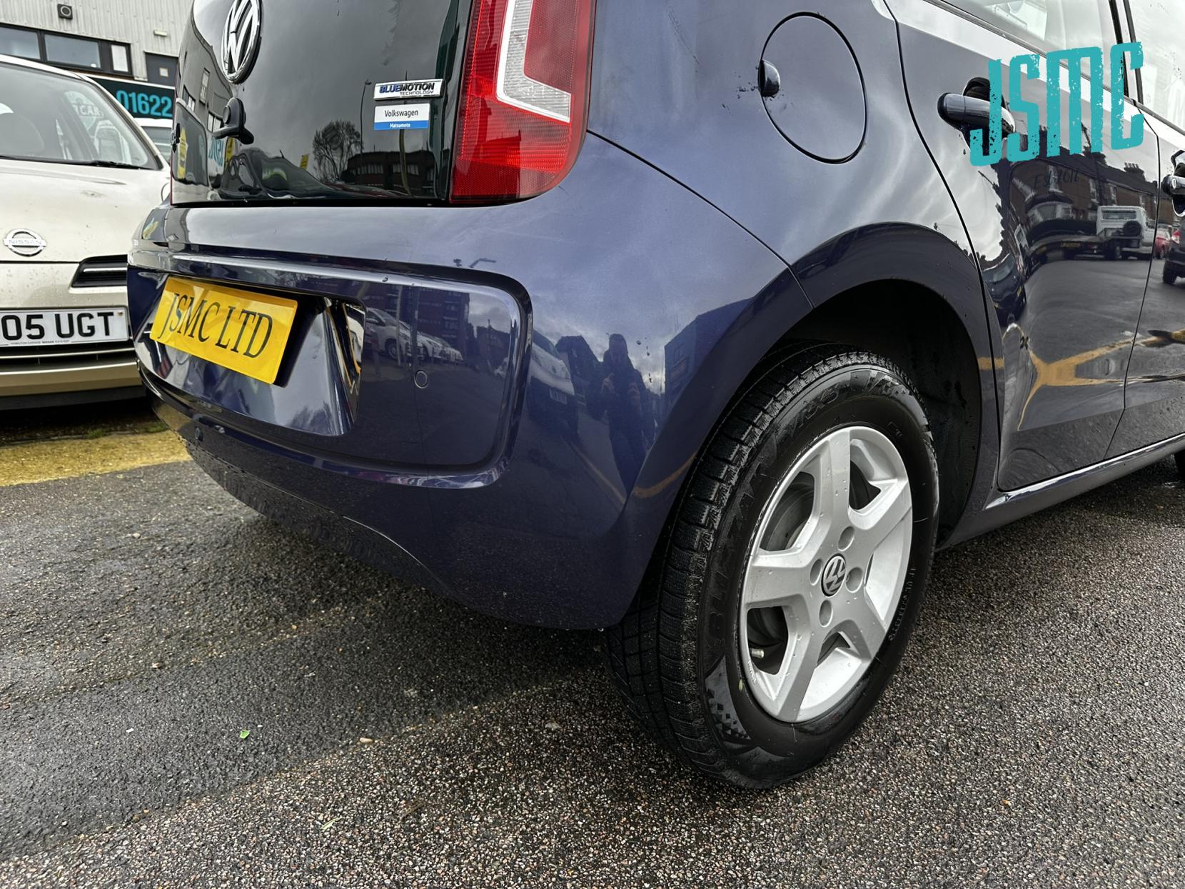 Volkswagen up! 1.0 High up! Hatchback 5dr Petrol ASG Euro 5 (75 ps)