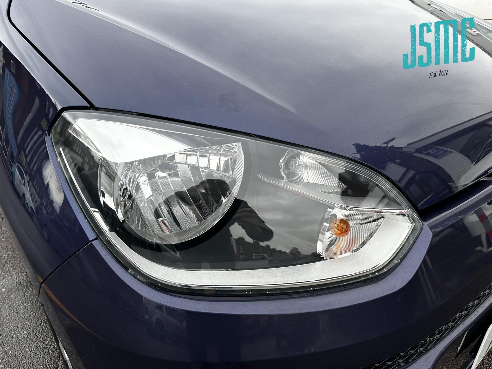 Volkswagen up! 1.0 High up! Hatchback 5dr Petrol ASG Euro 5 (75 ps)