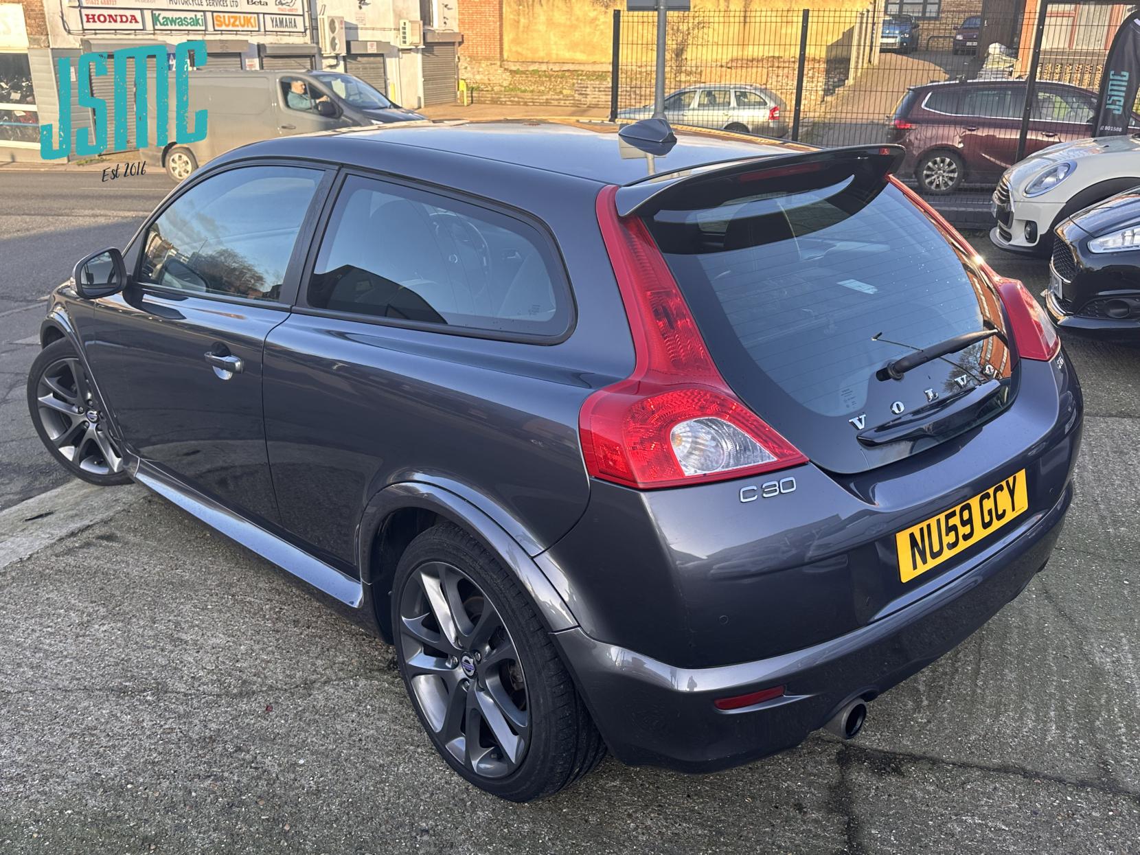 Volvo C30 2.0 R-Design Coupe 2dr Petrol Manual (177 g/km, 143 bhp)