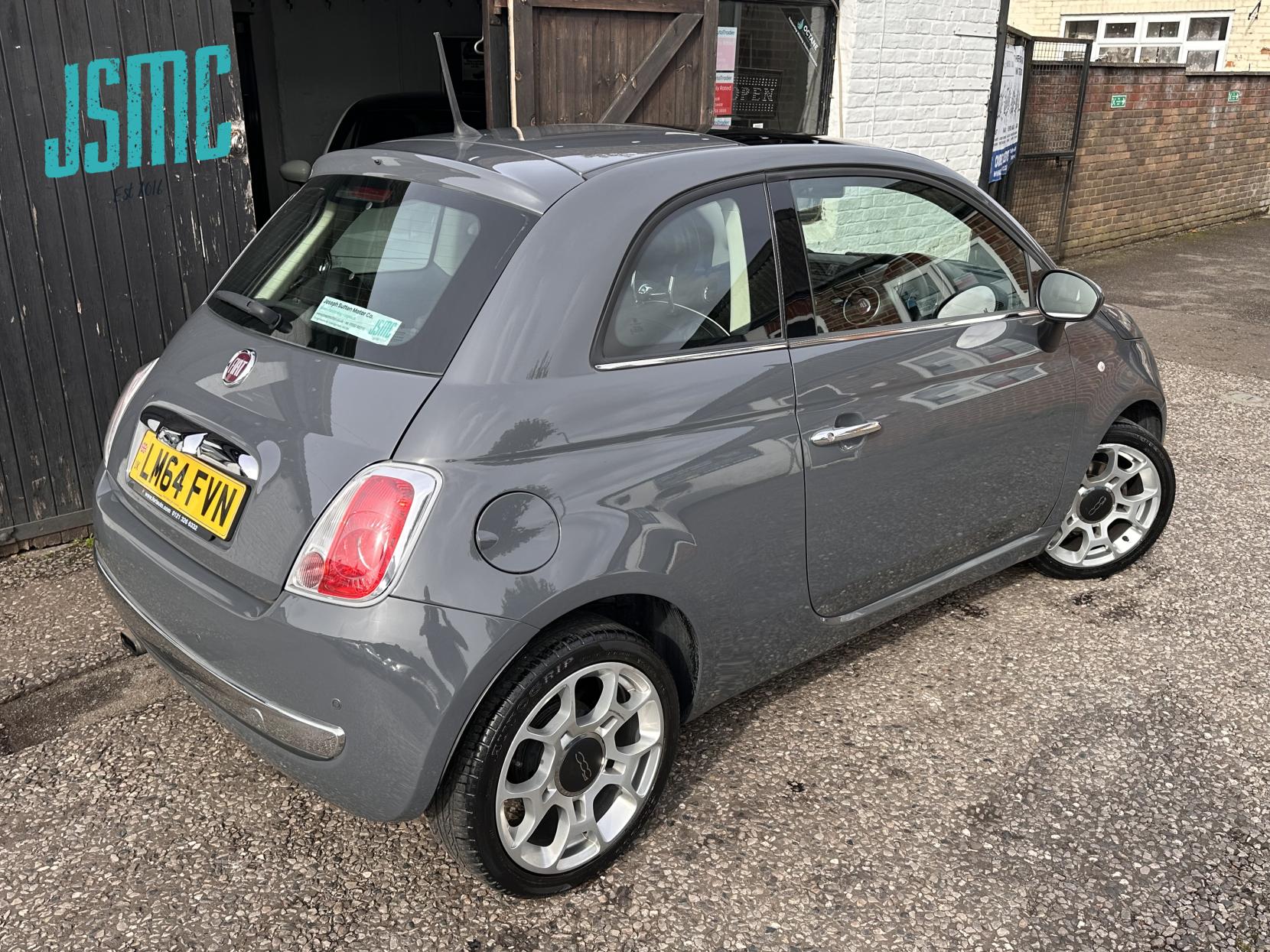 Fiat 500 0.9 TwinAir Lounge Hatchback 3dr Petrol Dualogic Euro 6 (s/s) (85 bhp)