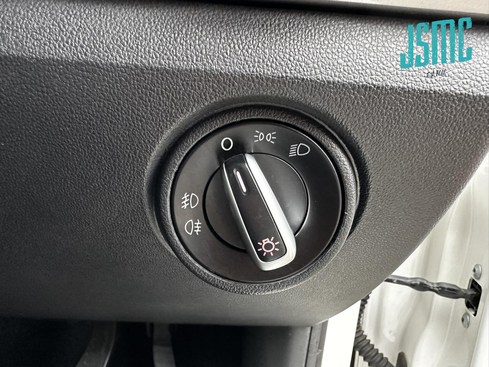 Volkswagen up! 1.0 High up! Hatchback 5dr Petrol ASG Euro 5 (75 ps)