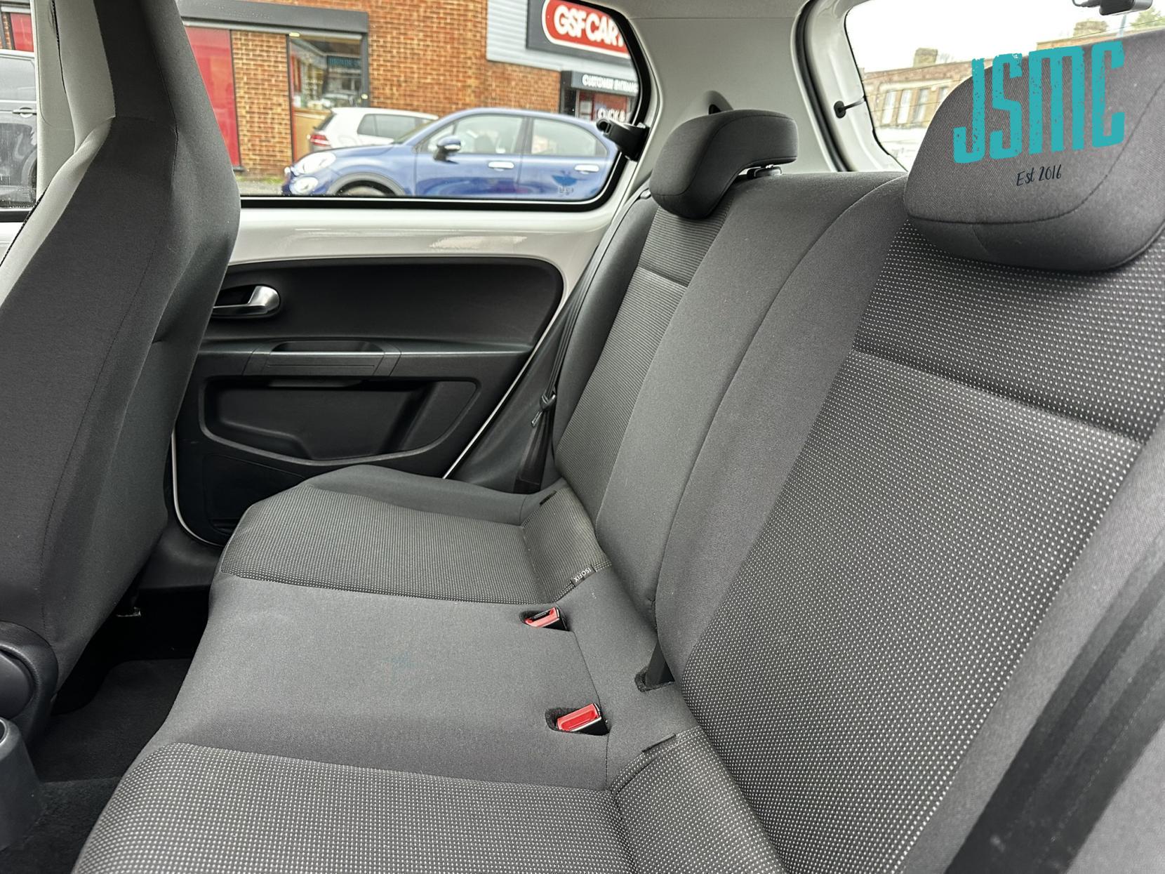 Volkswagen up! 1.0 High up! Hatchback 5dr Petrol ASG Euro 5 (75 ps)