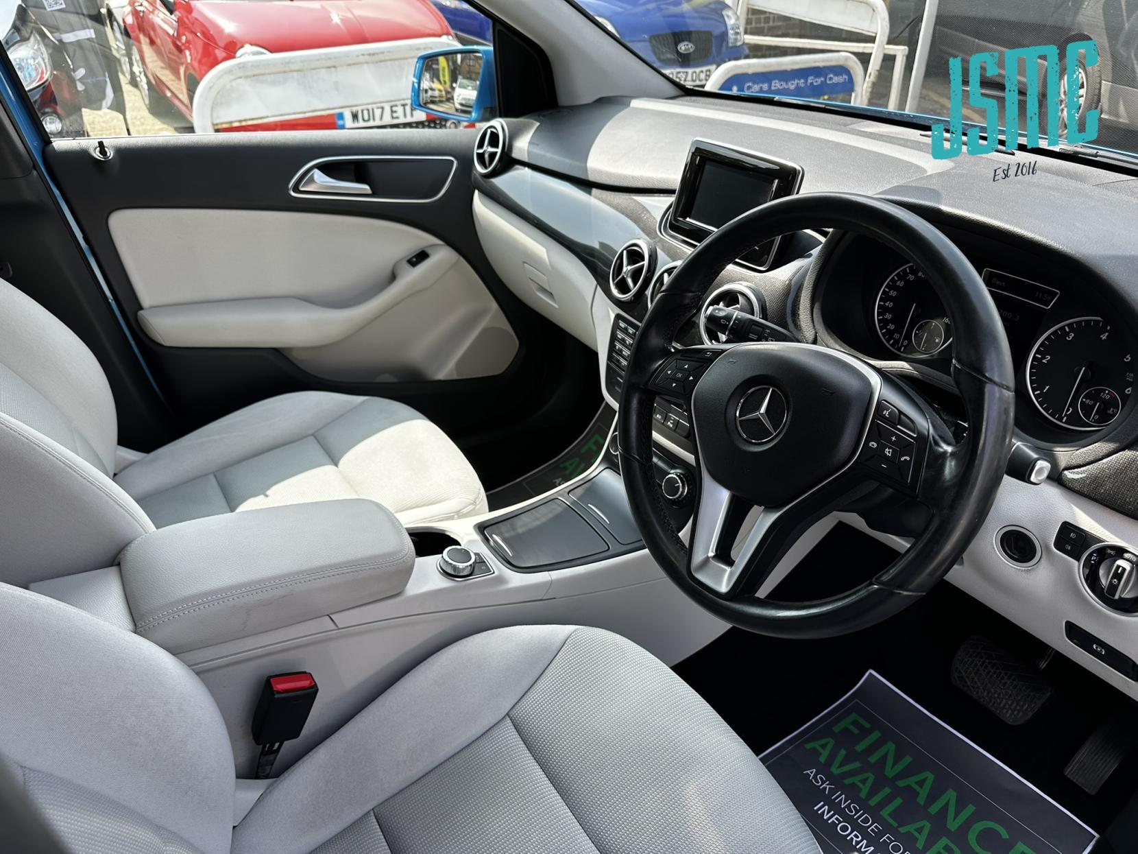 Mercedes-Benz B Class 1.5 B180 CDI SE MPV 5dr Diesel 7G-DCT Euro 5 (s/s) (109 ps)