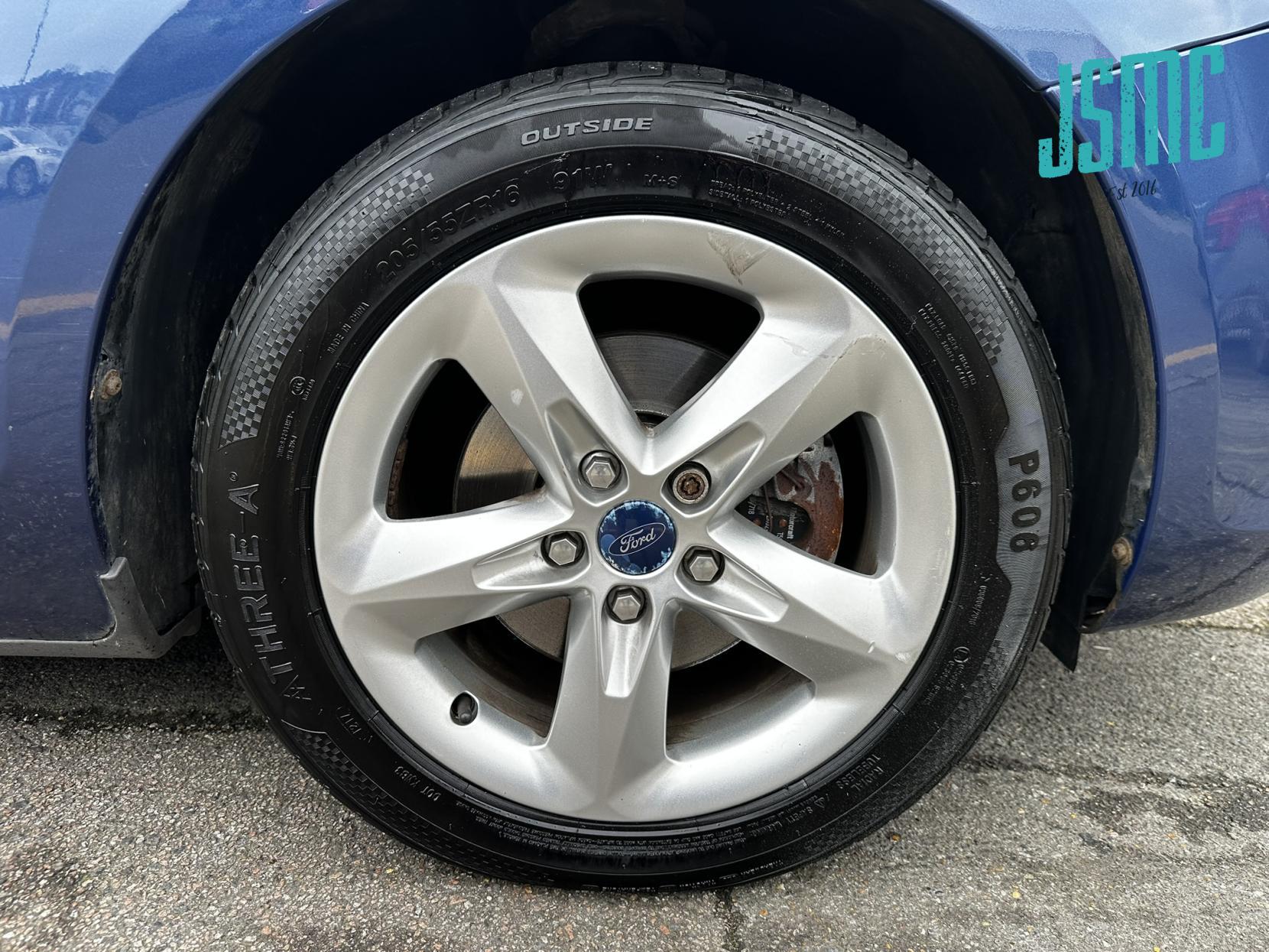 Ford Focus 1.6 Zetec Hatchback 5dr Petrol Manual (159 g/km, 99 bhp)