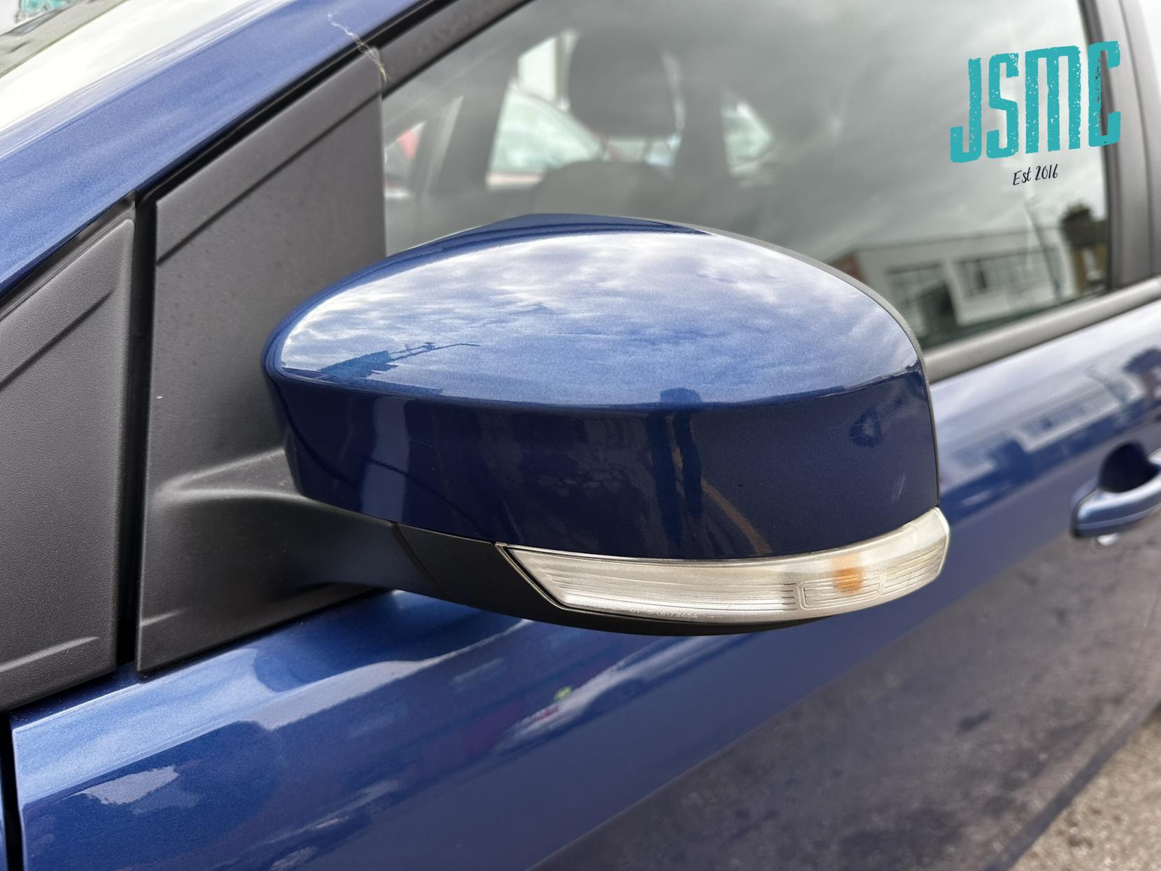 Ford Focus 1.6 Zetec Hatchback 5dr Petrol Manual (159 g/km, 99 bhp)