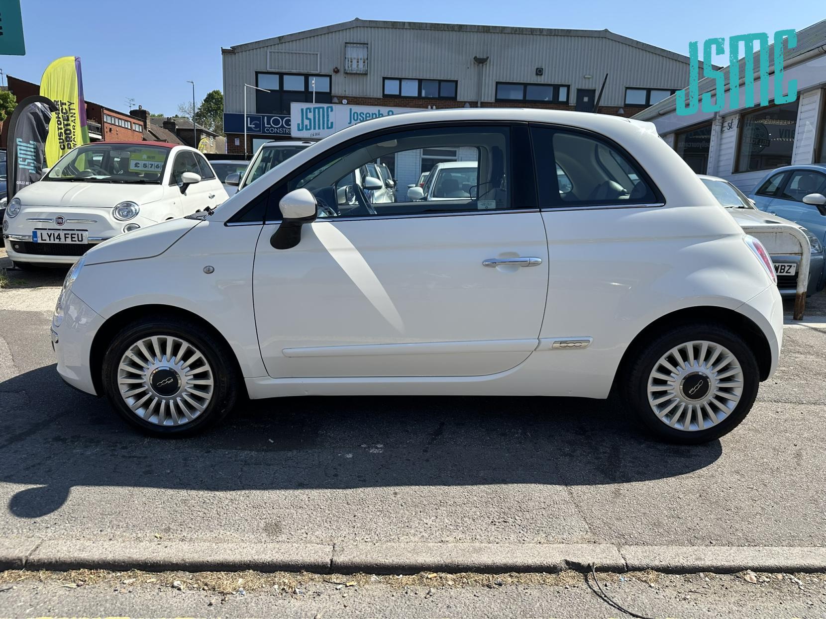 Fiat 500 1.2 Lounge Hatchback 3dr Petrol Dualogic Euro 4 (69 bhp)
