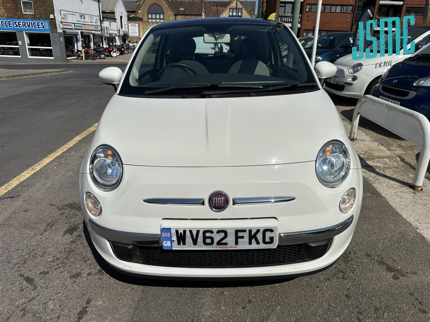 Fiat 500 1.2 Lounge Hatchback 3dr Petrol Dualogic Euro 4 (69 bhp)