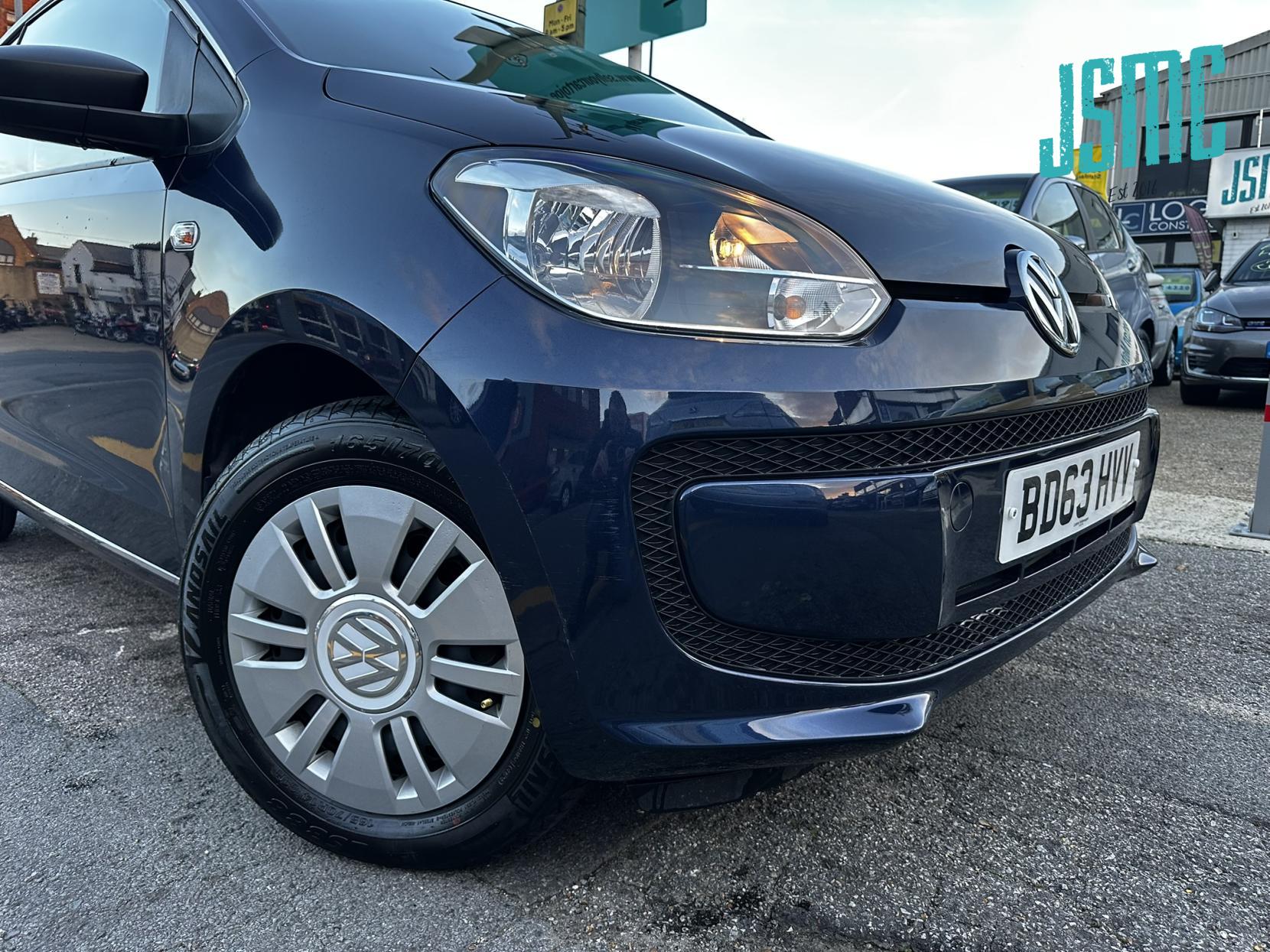 Volkswagen up! 1.0 Move up! Hatchback 3dr Petrol ASG Euro 5 (60 ps)