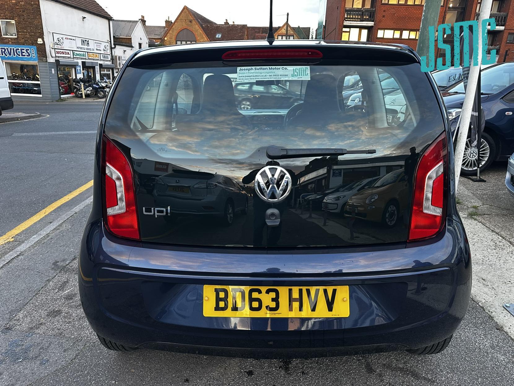 Volkswagen up! 1.0 Move up! Hatchback 3dr Petrol ASG Euro 5 (60 ps)