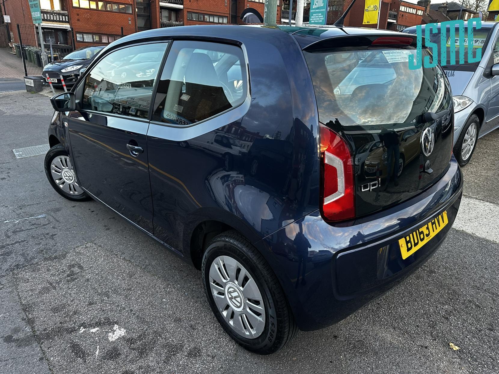Volkswagen up! 1.0 Move up! Hatchback 3dr Petrol ASG Euro 5 (60 ps)