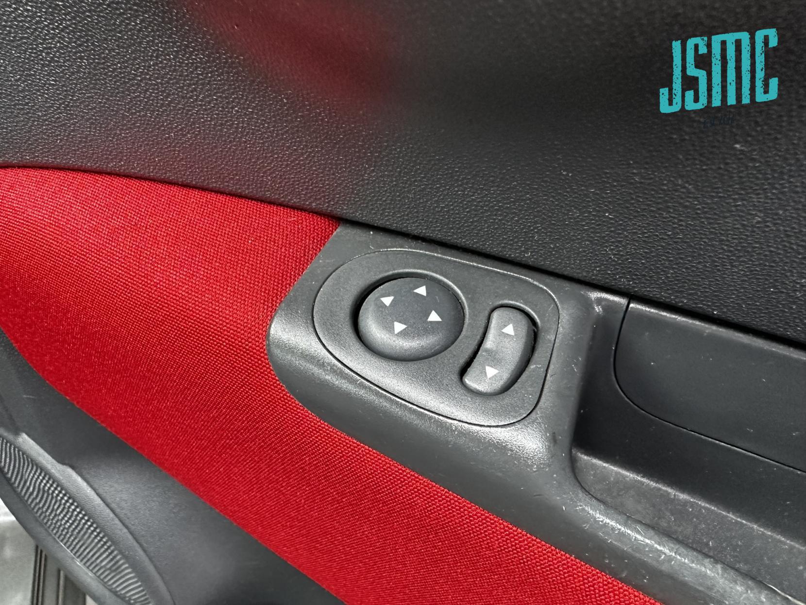 Fiat 500 1.2 Pop Hatchback 3dr Petrol Manual Euro 6 (s/s) (69 bhp)