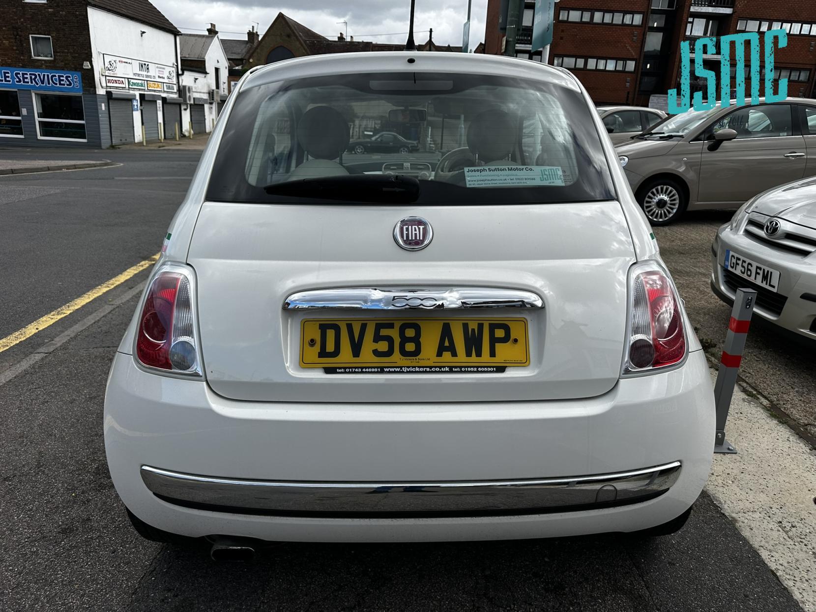 Fiat 500 1.2 Lounge Hatchback 3dr Petrol Manual Euro 4 (69 bhp)