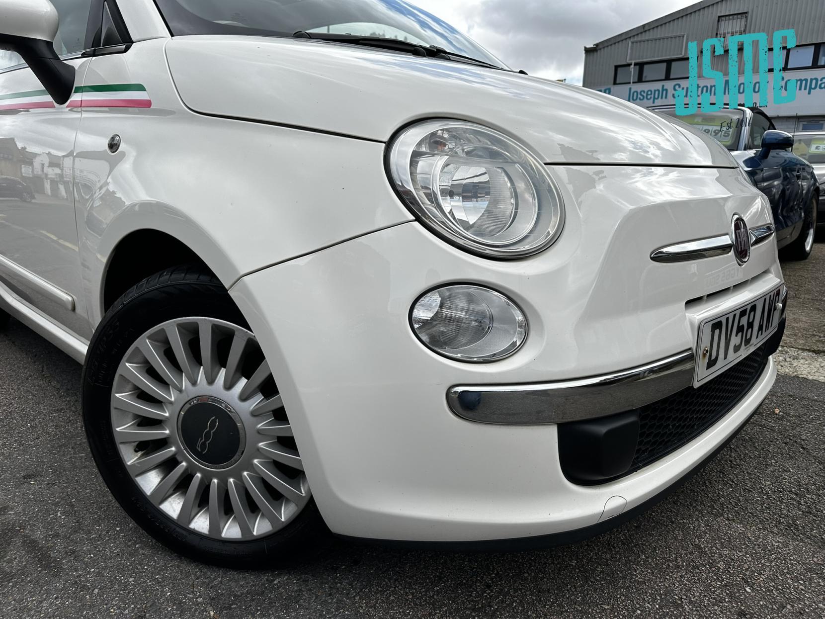 Fiat 500 1.2 Lounge Hatchback 3dr Petrol Manual Euro 4 (69 bhp)