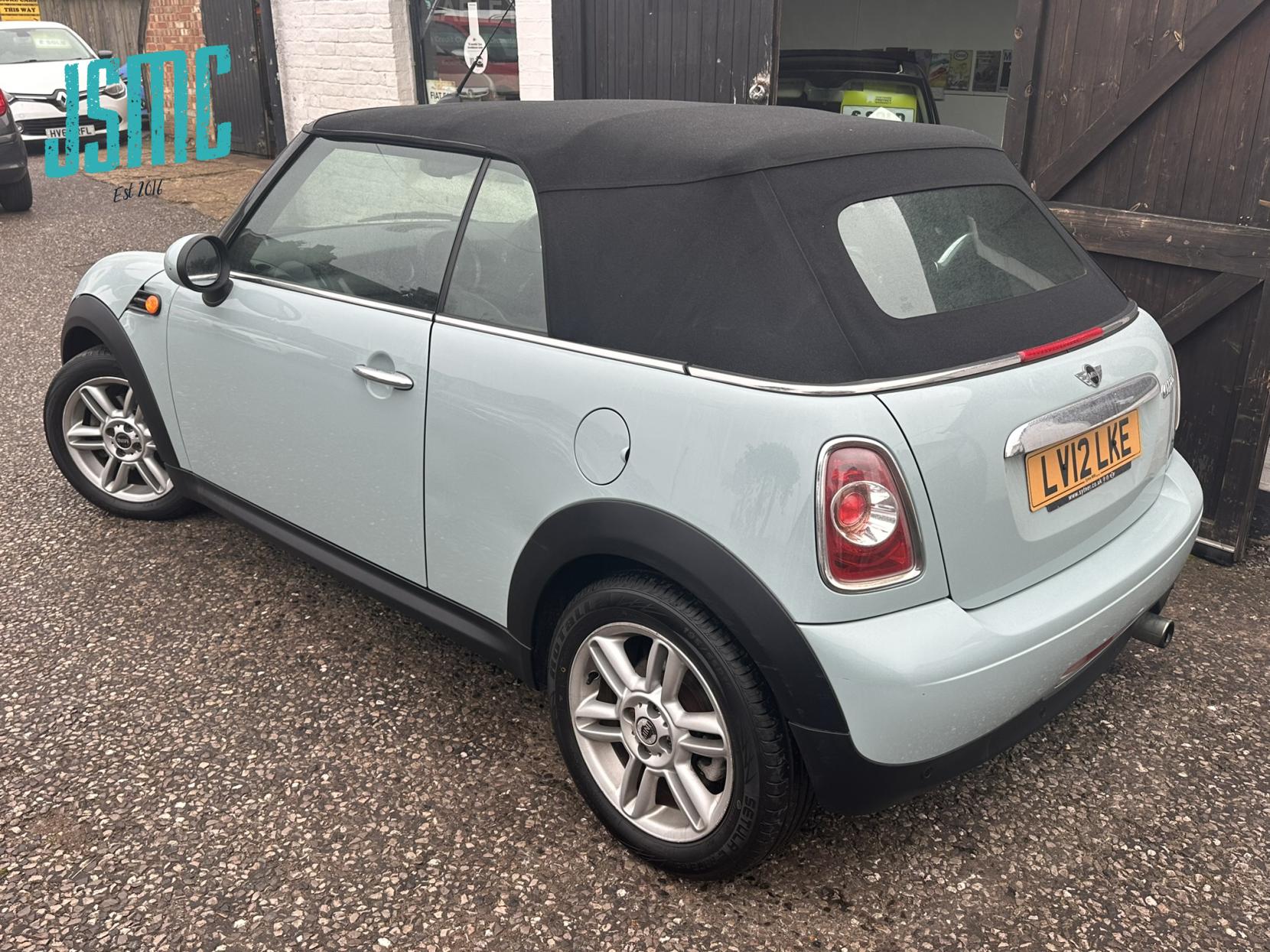 MINI Convertible 1.6 Cooper Convertible 2dr Petrol Manual Euro 5 (s/s) (122 ps)